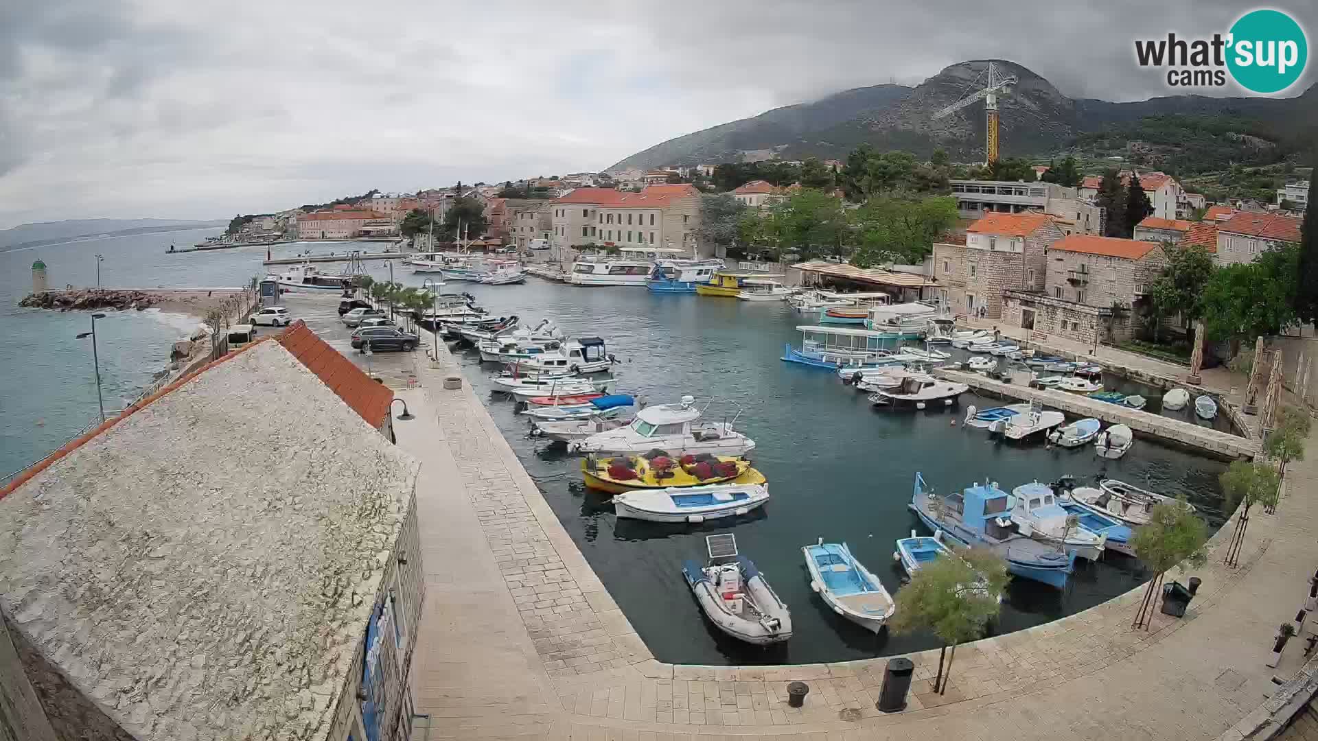 Webcam Bol Harbour – Live View of Bol Riva & Marina