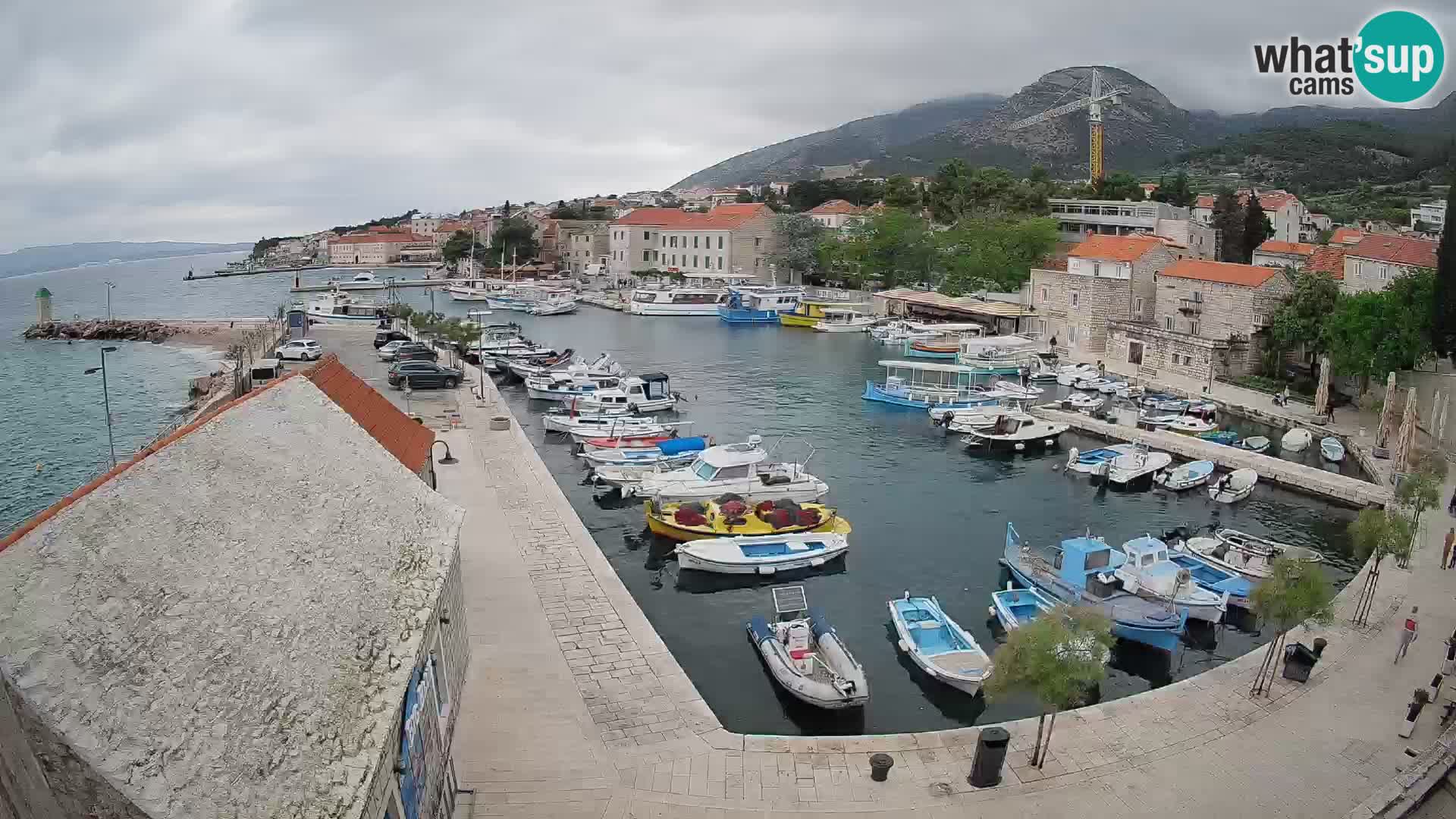 Webcam Bol Hafen – Liveblick auf Bol Riva & Marina