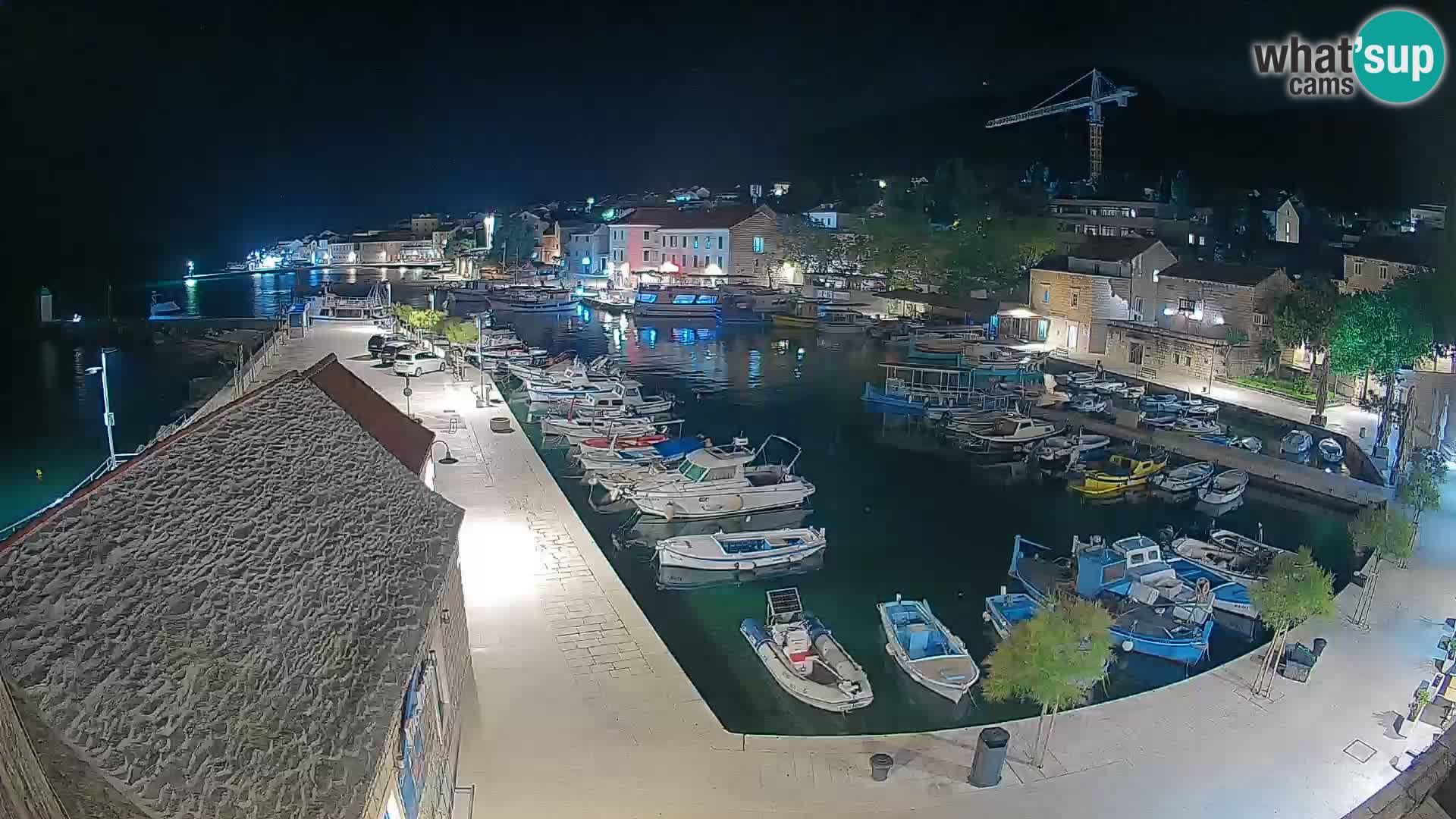 Webcam Bol Harbour – Live View of Bol Riva & Marina