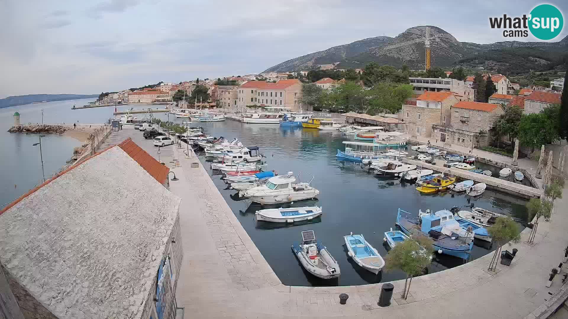 Webcam Bol Hafen – Liveblick auf Bol Riva & Marina