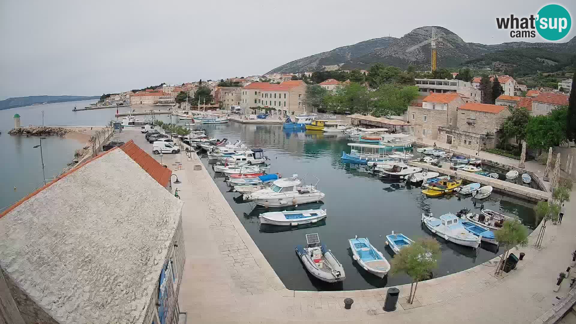 Webcam Bol Harbour – Live View of Bol Riva & Marina