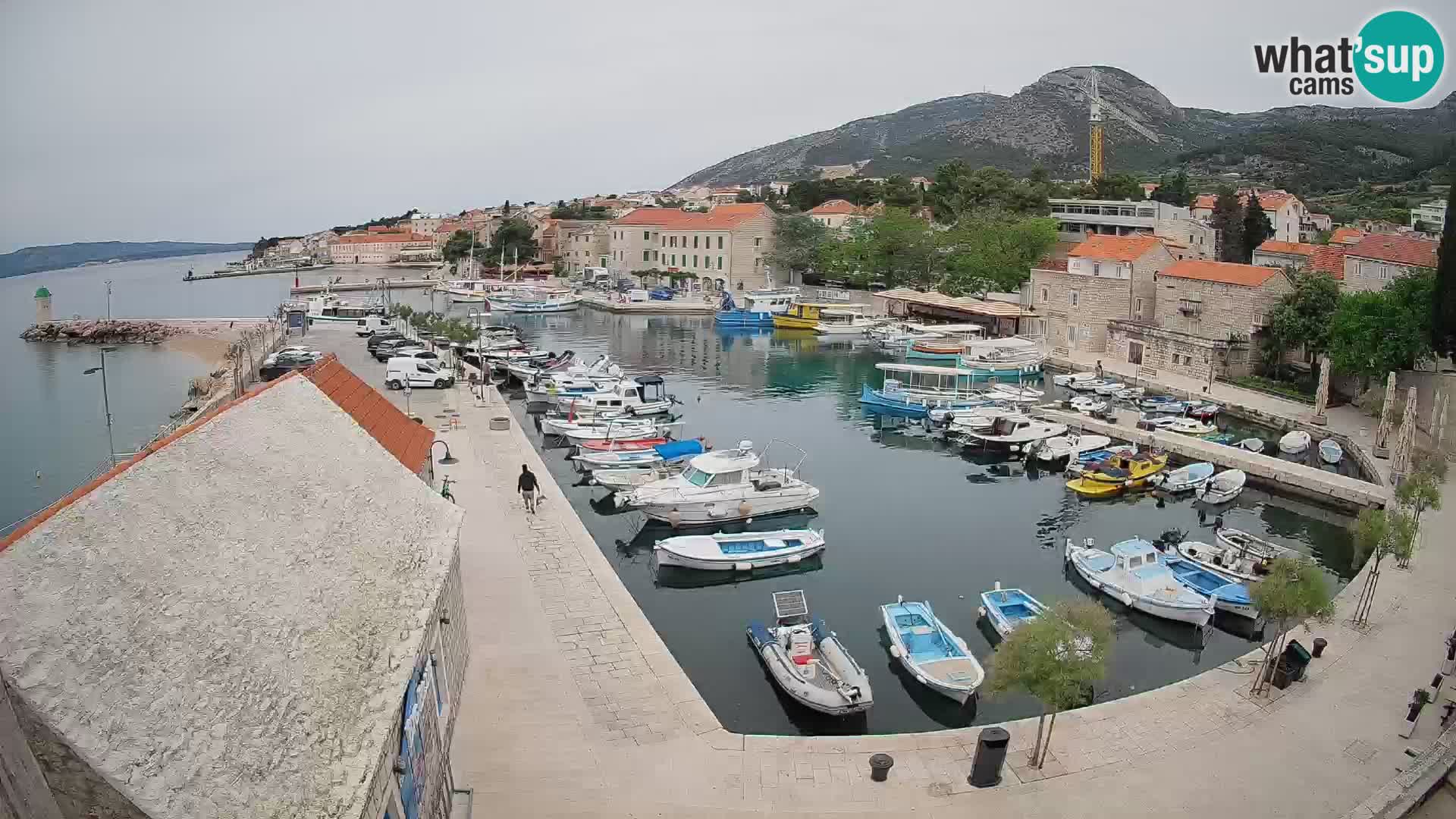 Webcam Bol Harbour – Live View of Bol Riva & Marina