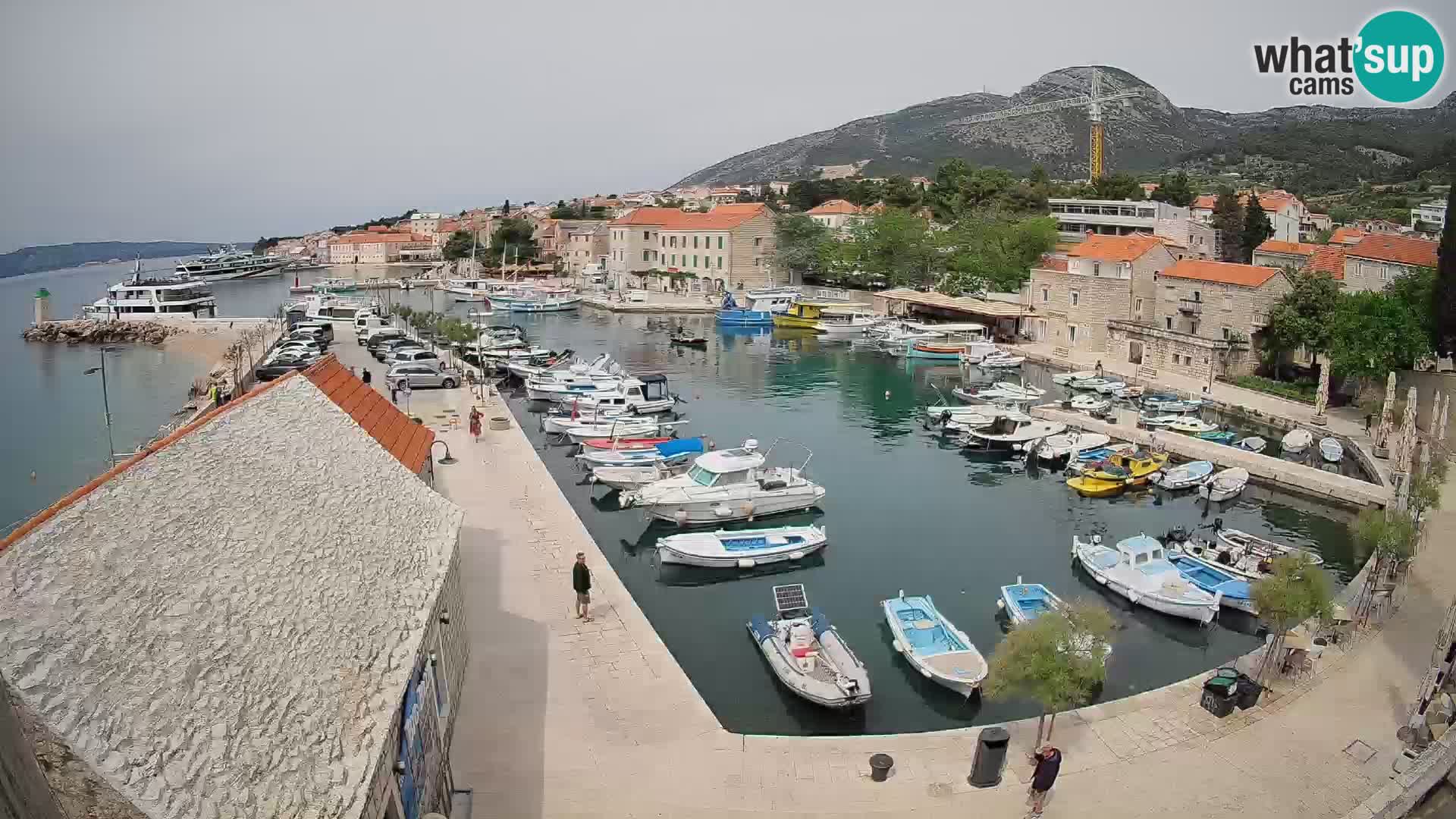 Webcam Bol Hafen – Liveblick auf Bol Riva & Marina