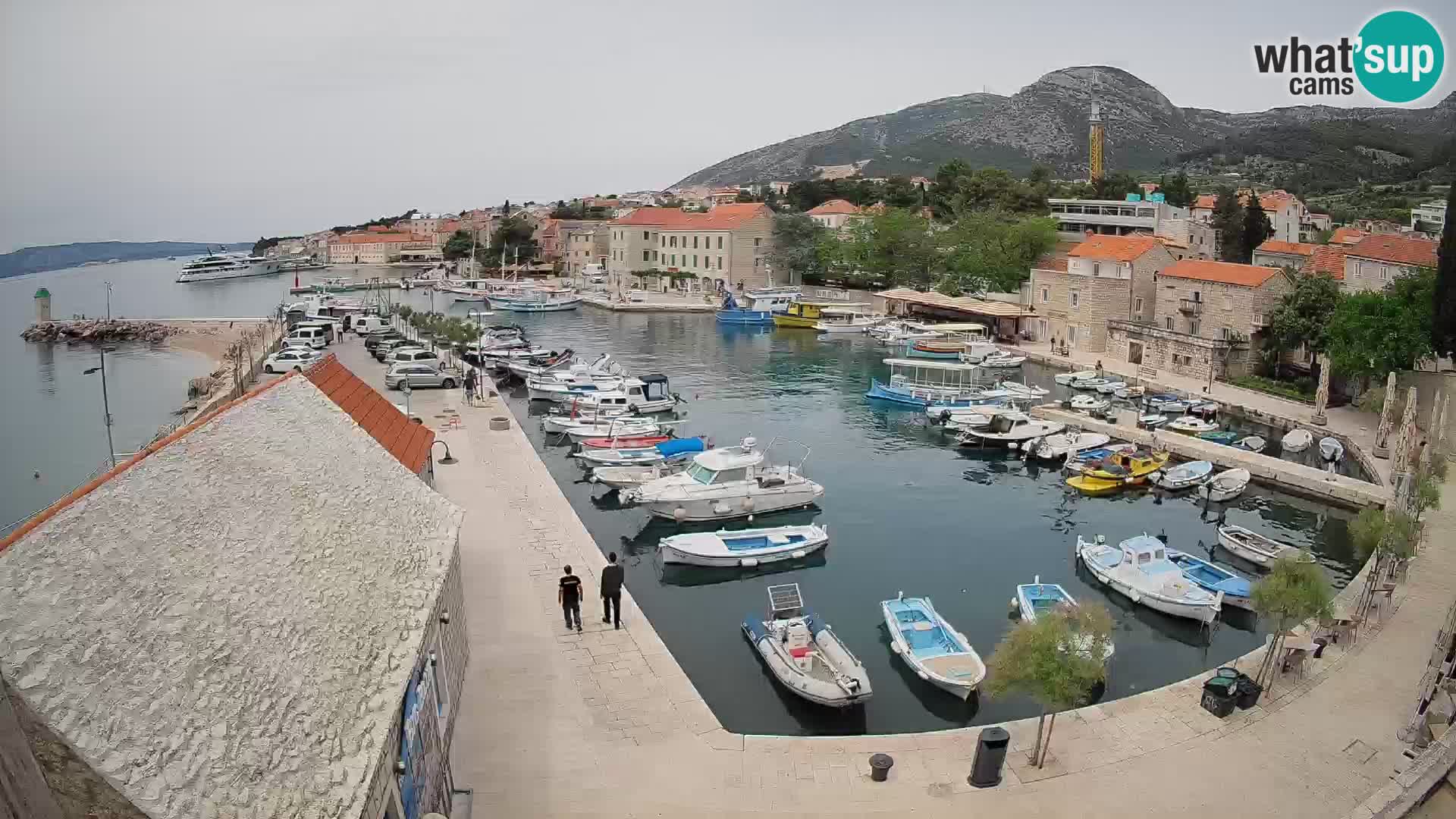 Webcam Bol Harbour – Live View of Bol Riva & Marina