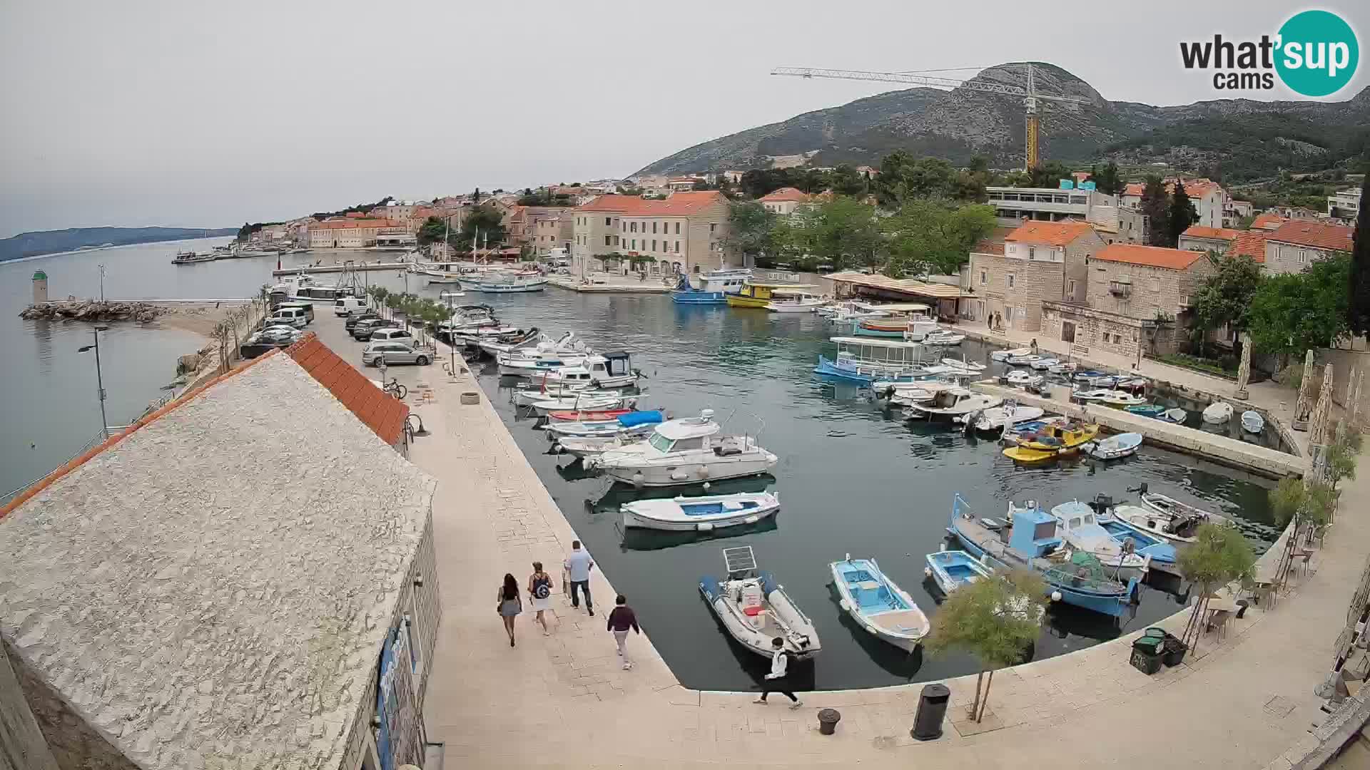 Webcam Bol Harbour – Live View of Bol Riva & Marina