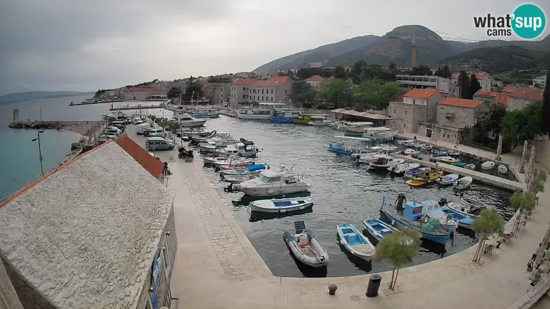 Webcam Bol Harbour – Live View of Bol Riva & Marina
