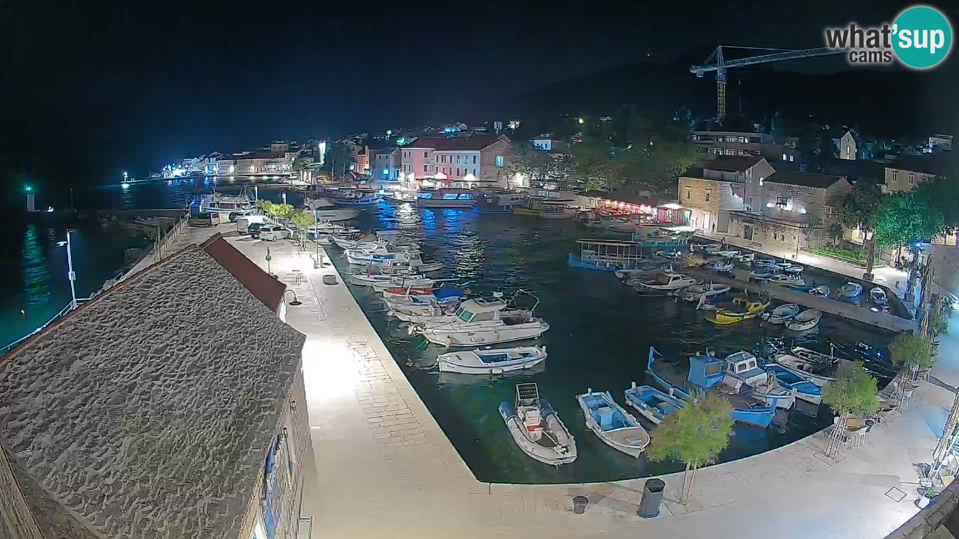 Webcam Bol Harbour – Live View of Bol Riva & Marina