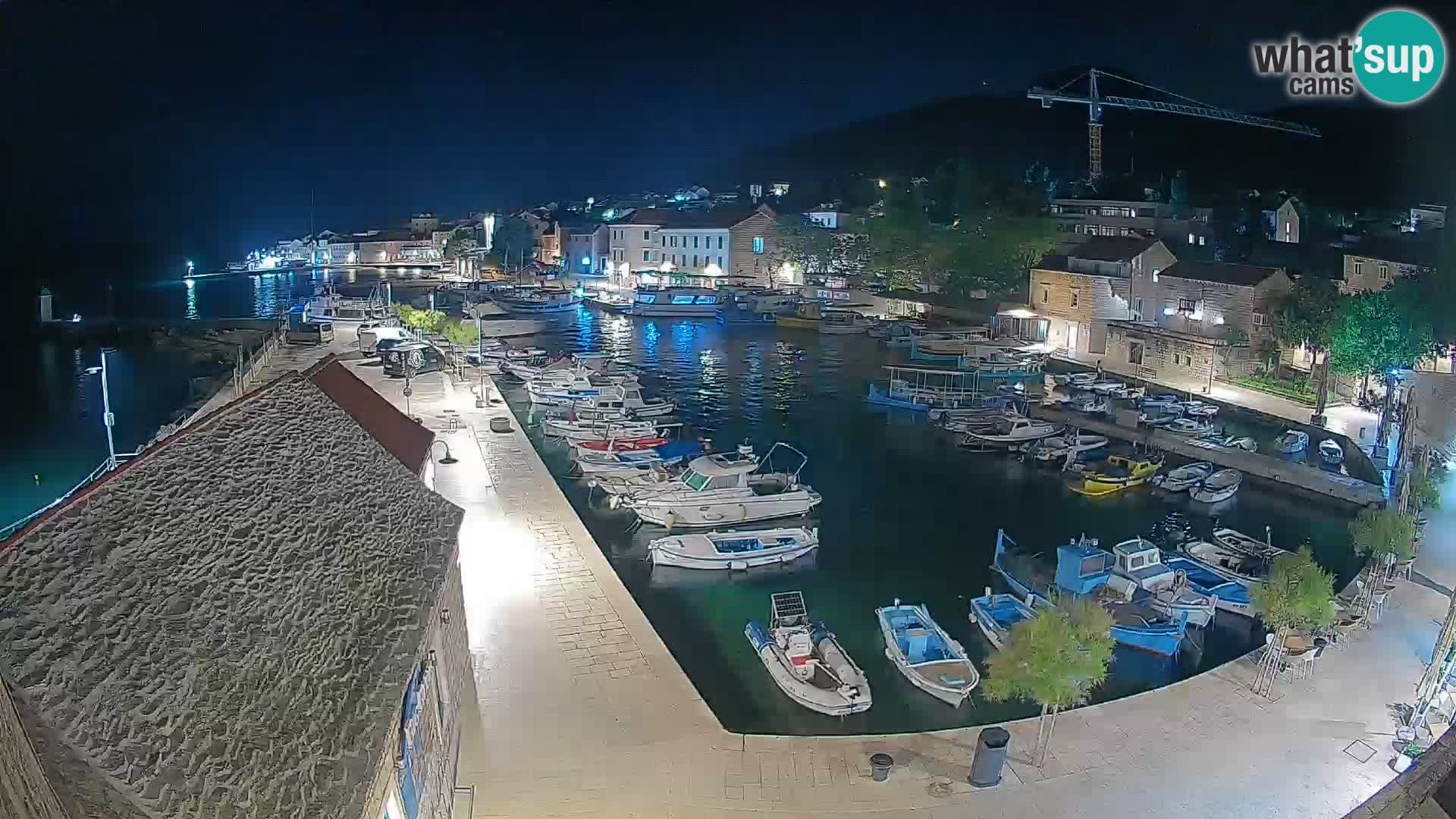 Webcam Bol Harbour – Live View of Bol Riva & Marina