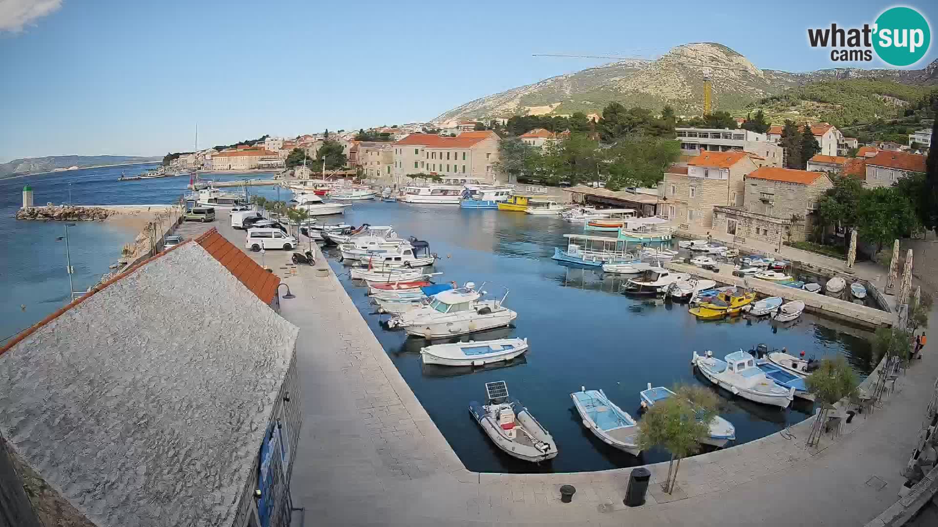 Webcam Bol Hafen – Liveblick auf Bol Riva & Marina