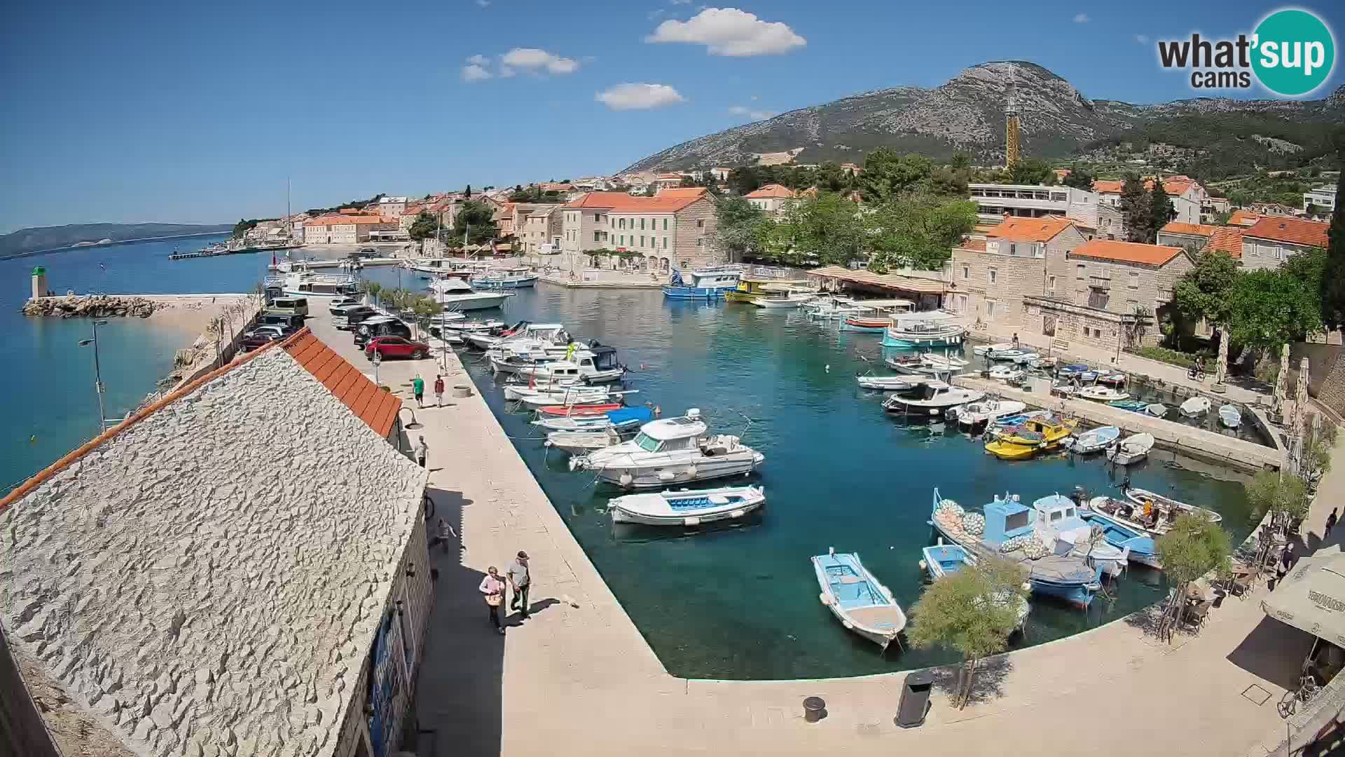 Webcam Bol Hafen – Liveblick auf Bol Riva & Marina