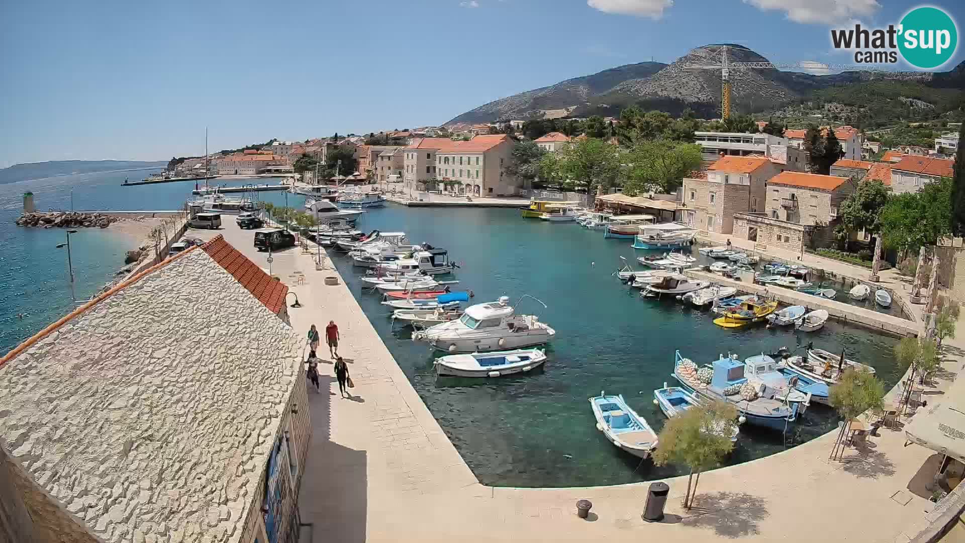Webcam Bol Harbour – Live View of Bol Riva & Marina