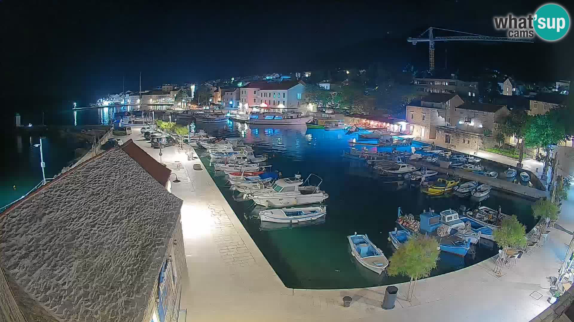 Webcam Bol Harbour – Live View of Bol Riva & Marina
