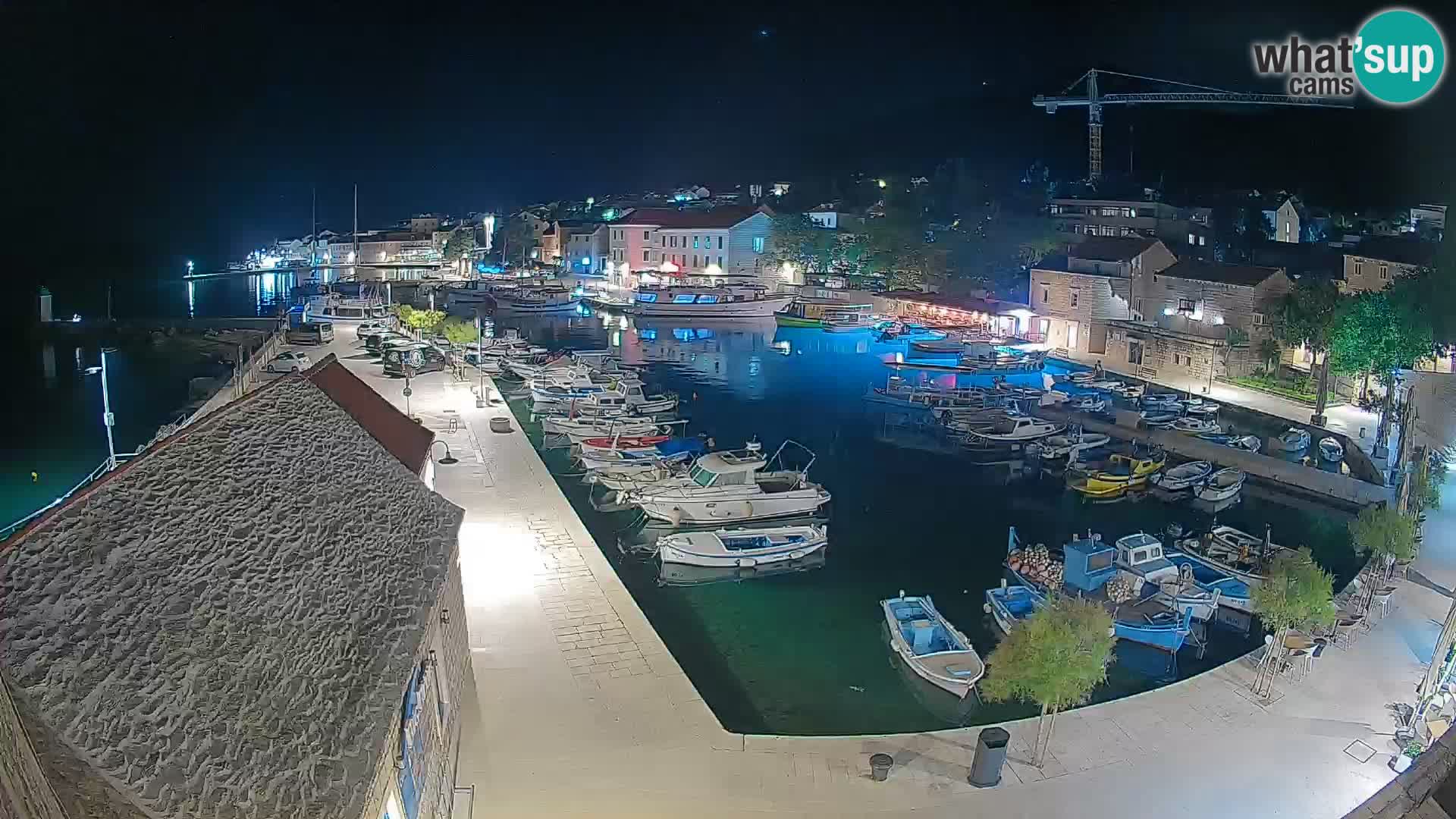 Webcam Bol Hafen – Liveblick auf Bol Riva & Marina