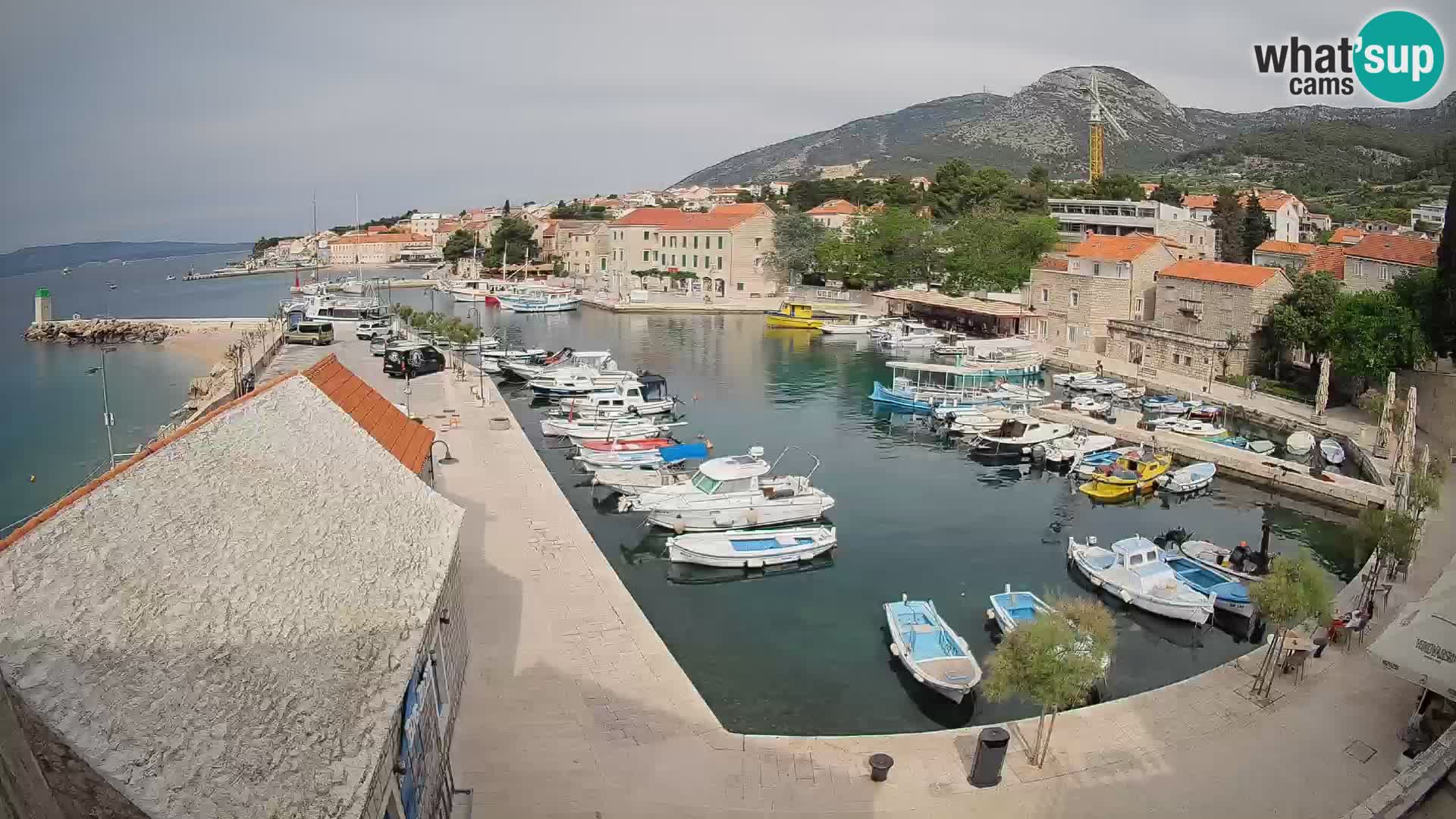 Webcam Bol Harbour – Live View of Bol Riva & Marina