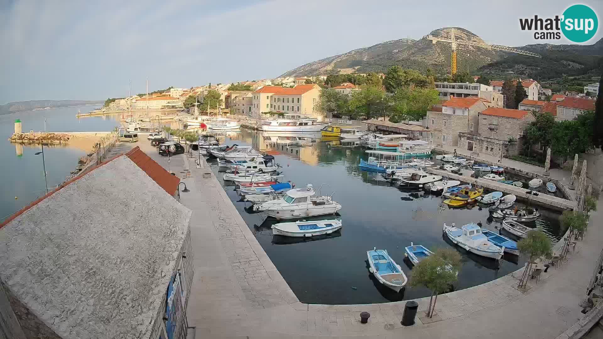Webcam Bol Harbour – Live View of Bol Riva & Marina