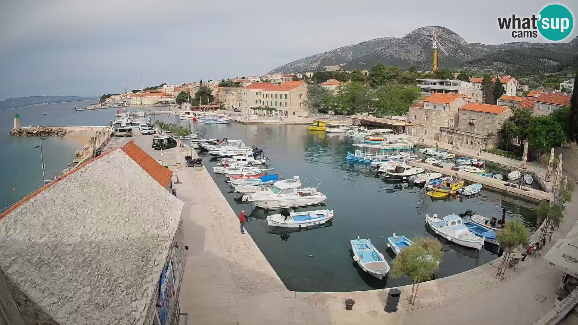 Webcam Bol Harbour – Live View of Bol Riva & Marina