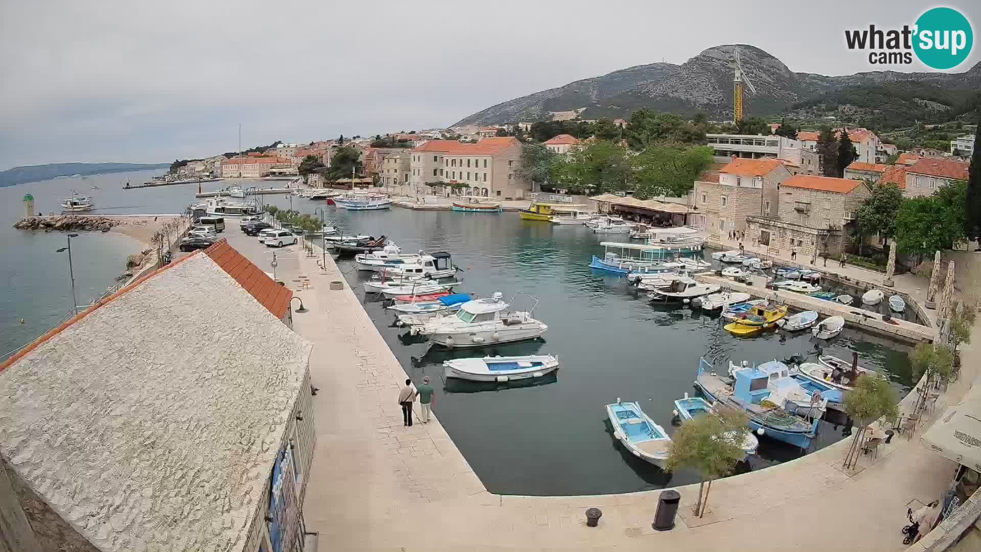 Webcam Bol Harbour – Live View of Bol Riva & Marina