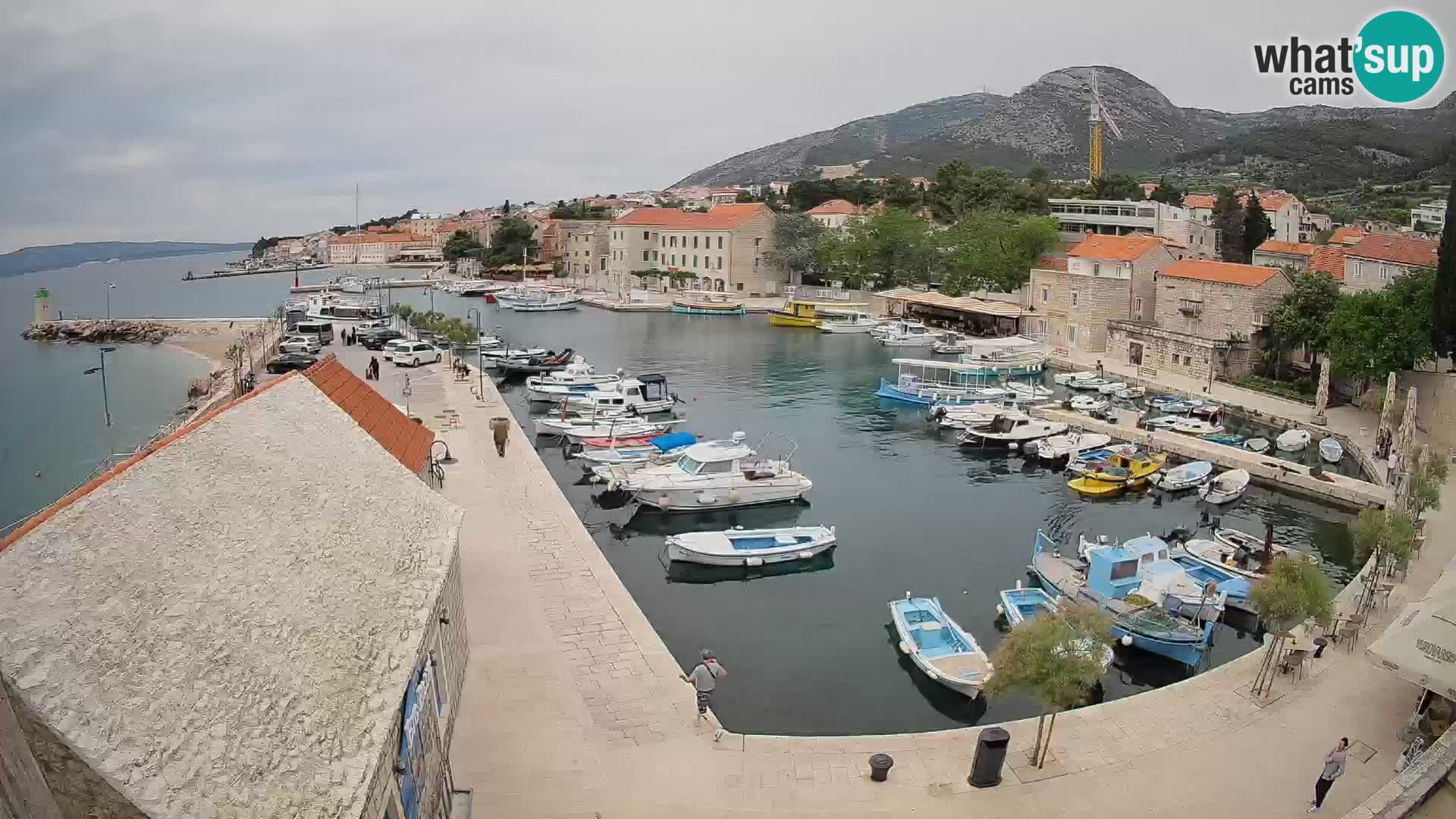 Webcam Bol Harbour – Live View of Bol Riva & Marina