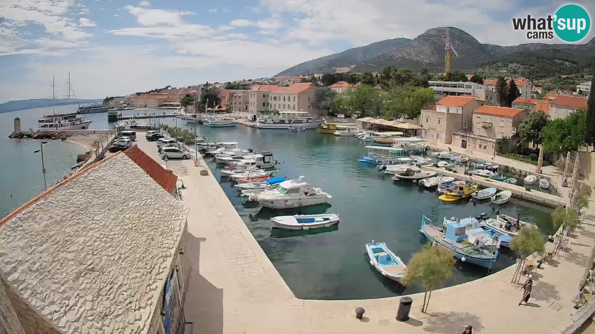 Webcam Bol Hafen – Liveblick auf Bol Riva & Marina