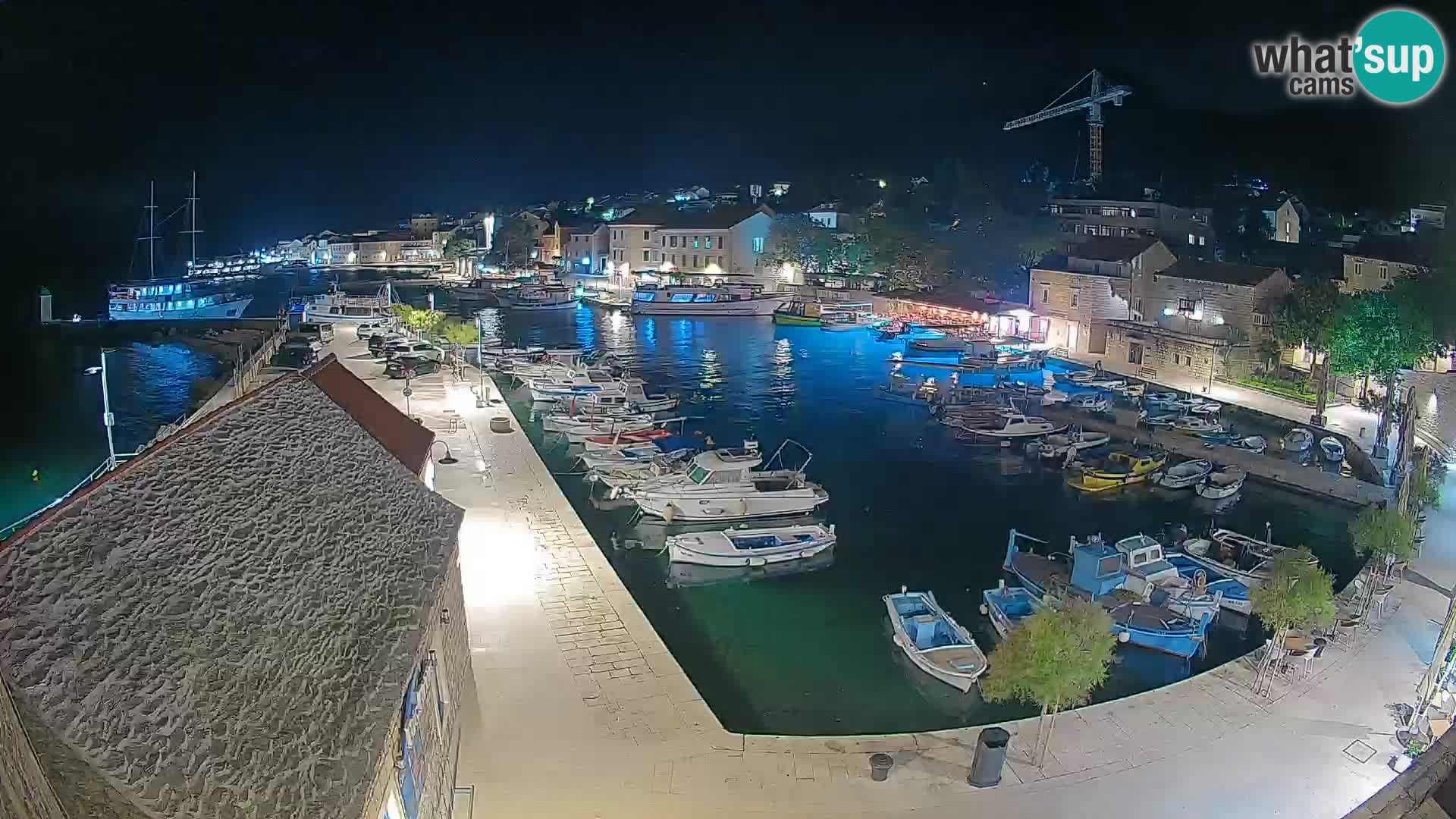 Webcam Bol Hafen – Liveblick auf Bol Riva & Marina