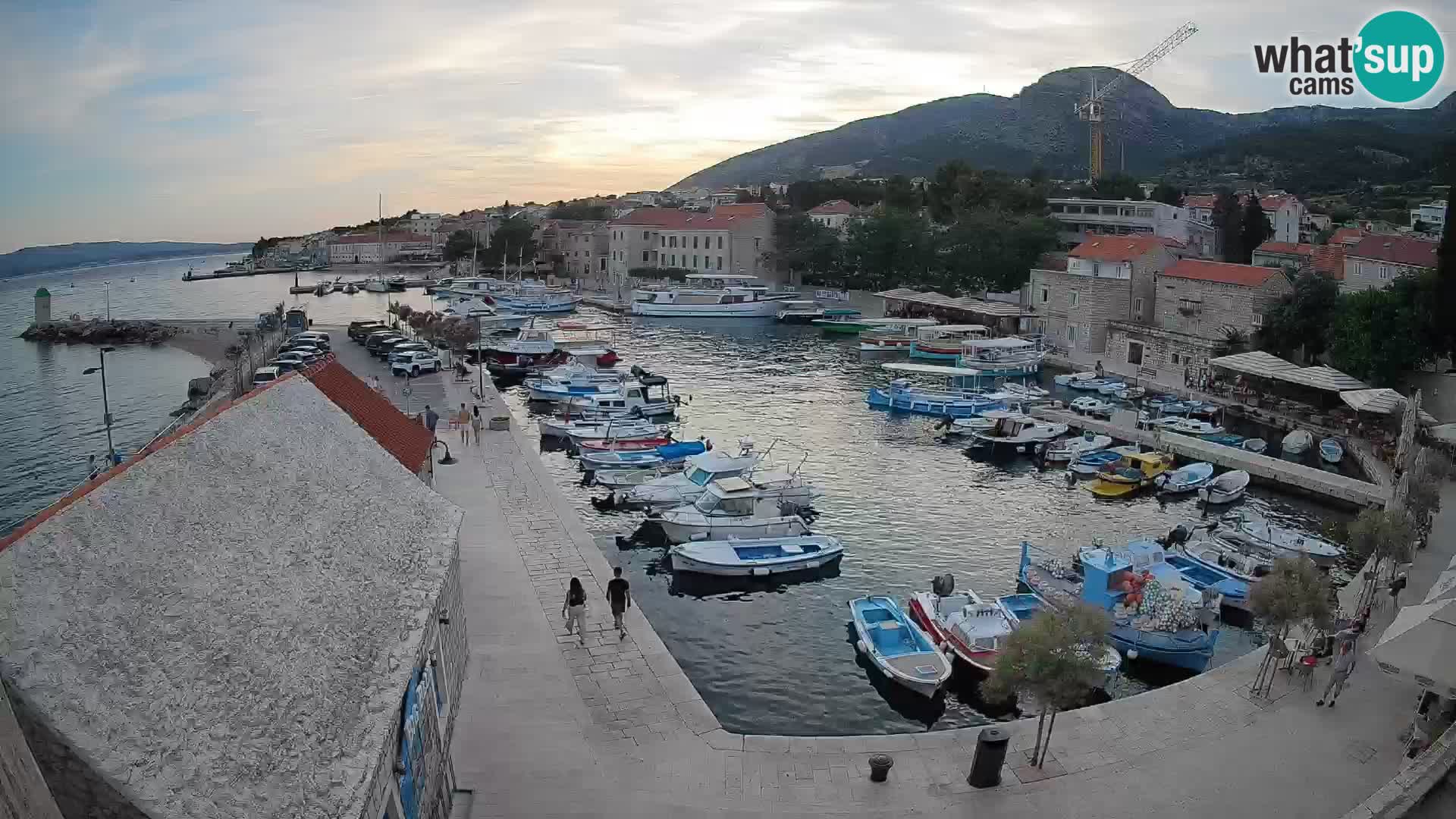 Webcam Bol Harbour – Live View of Bol Riva & Marina