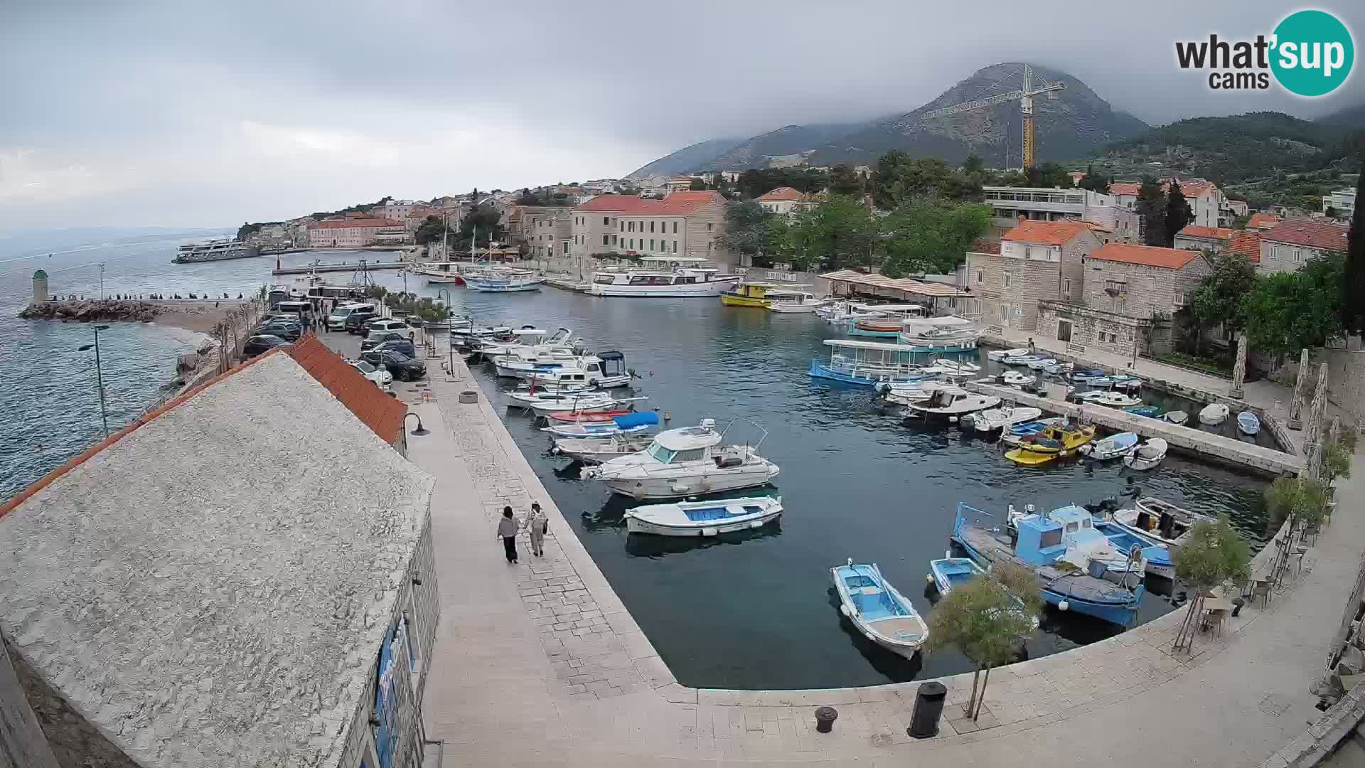 Webcam Bol Harbour – Live View of Bol Riva & Marina
