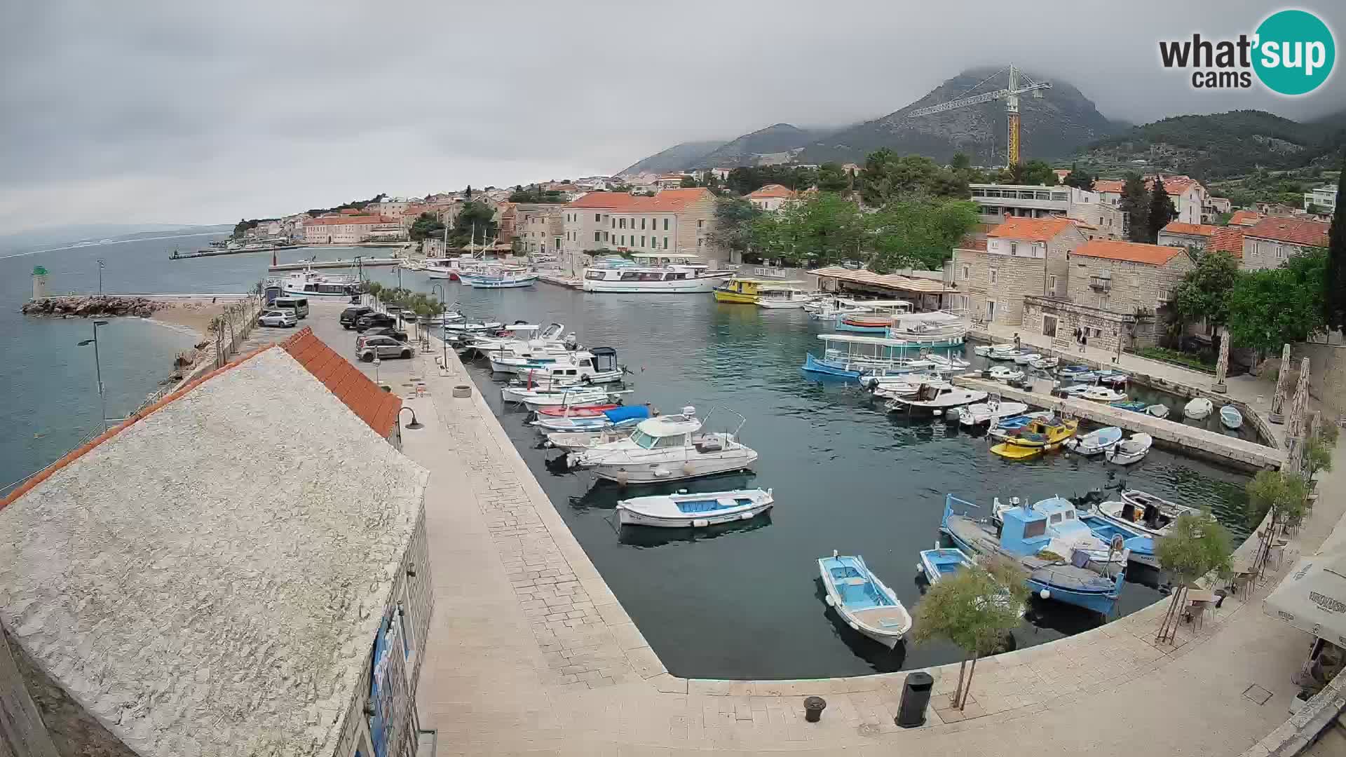 Webcam Bol Hafen – Liveblick auf Bol Riva & Marina
