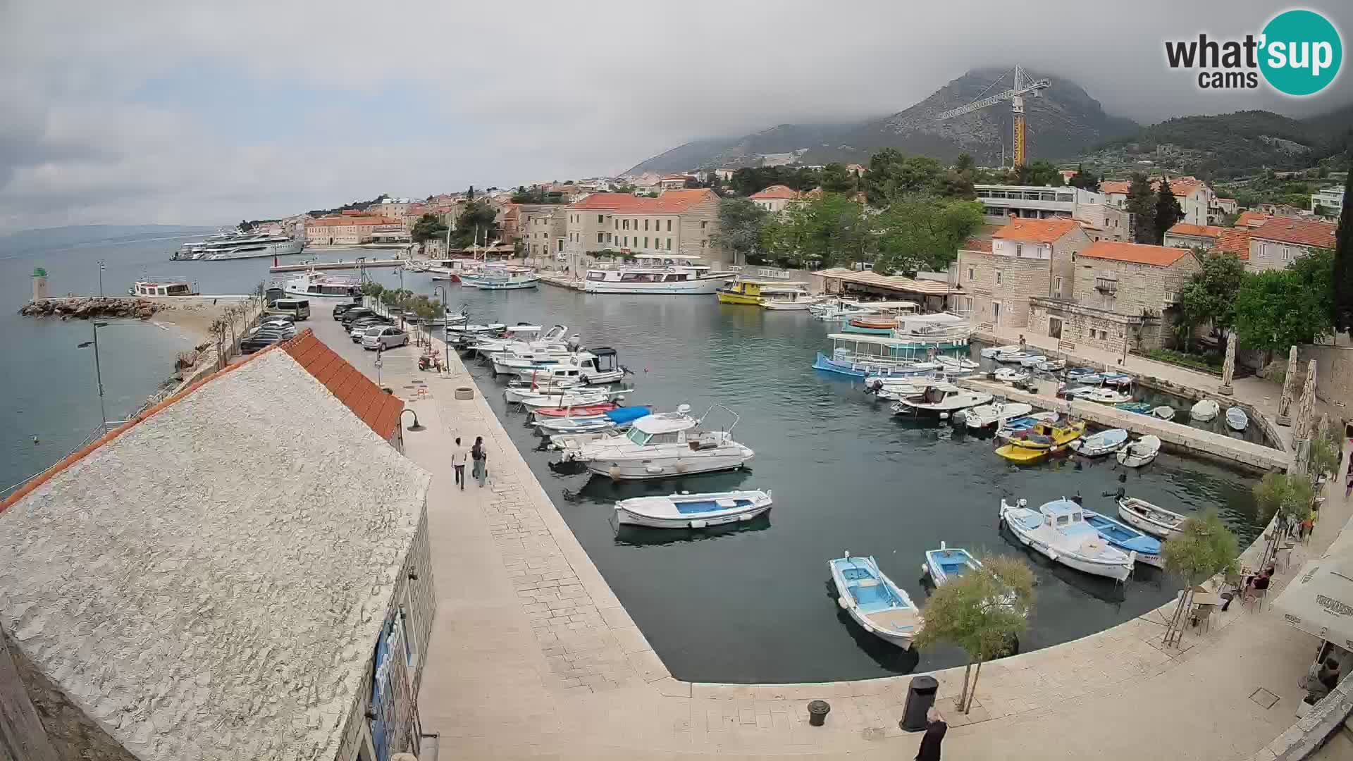 Webcam Bol Harbour – Live View of Bol Riva & Marina