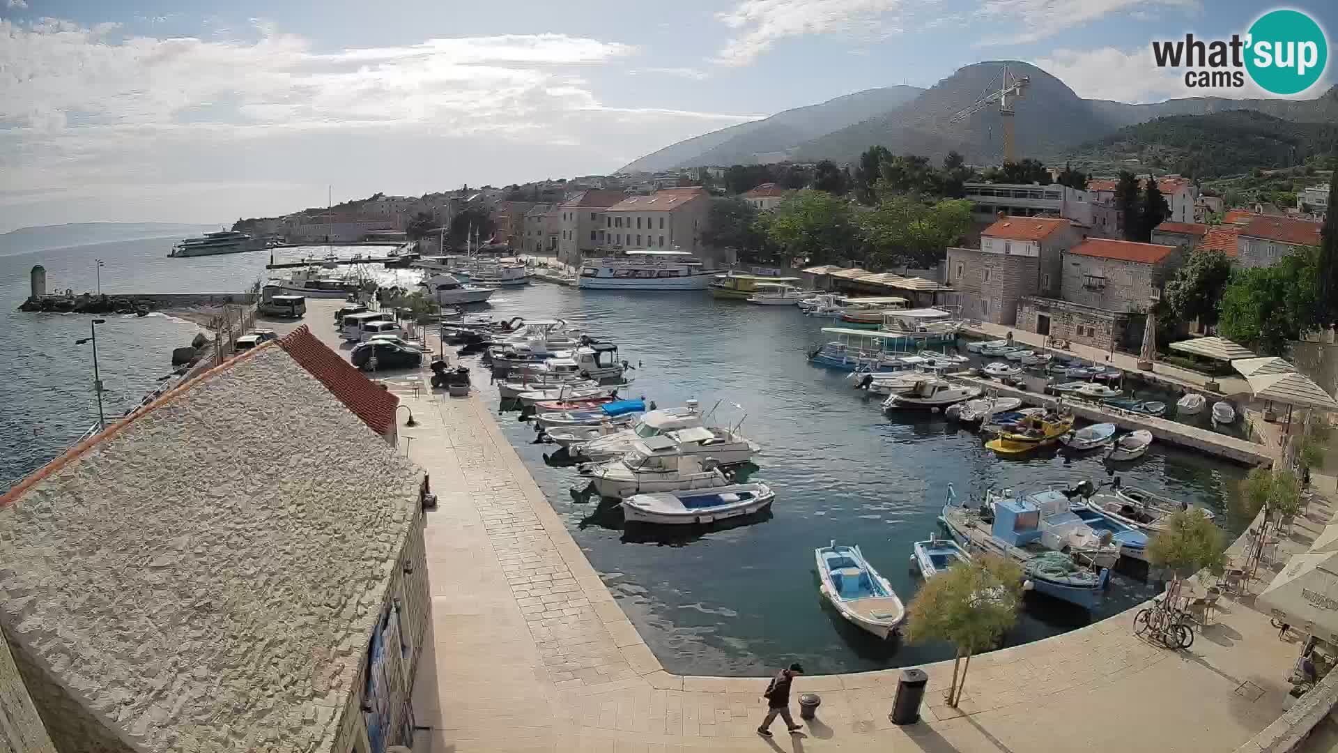 Webcam Bol Hafen – Liveblick auf Bol Riva & Marina