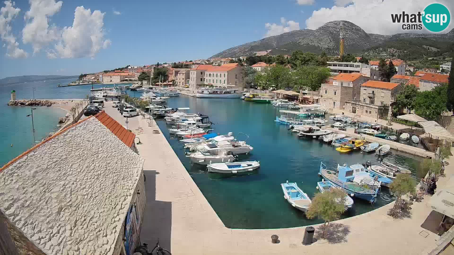 Webcam Bol Harbour – Live View of Bol Riva & Marina