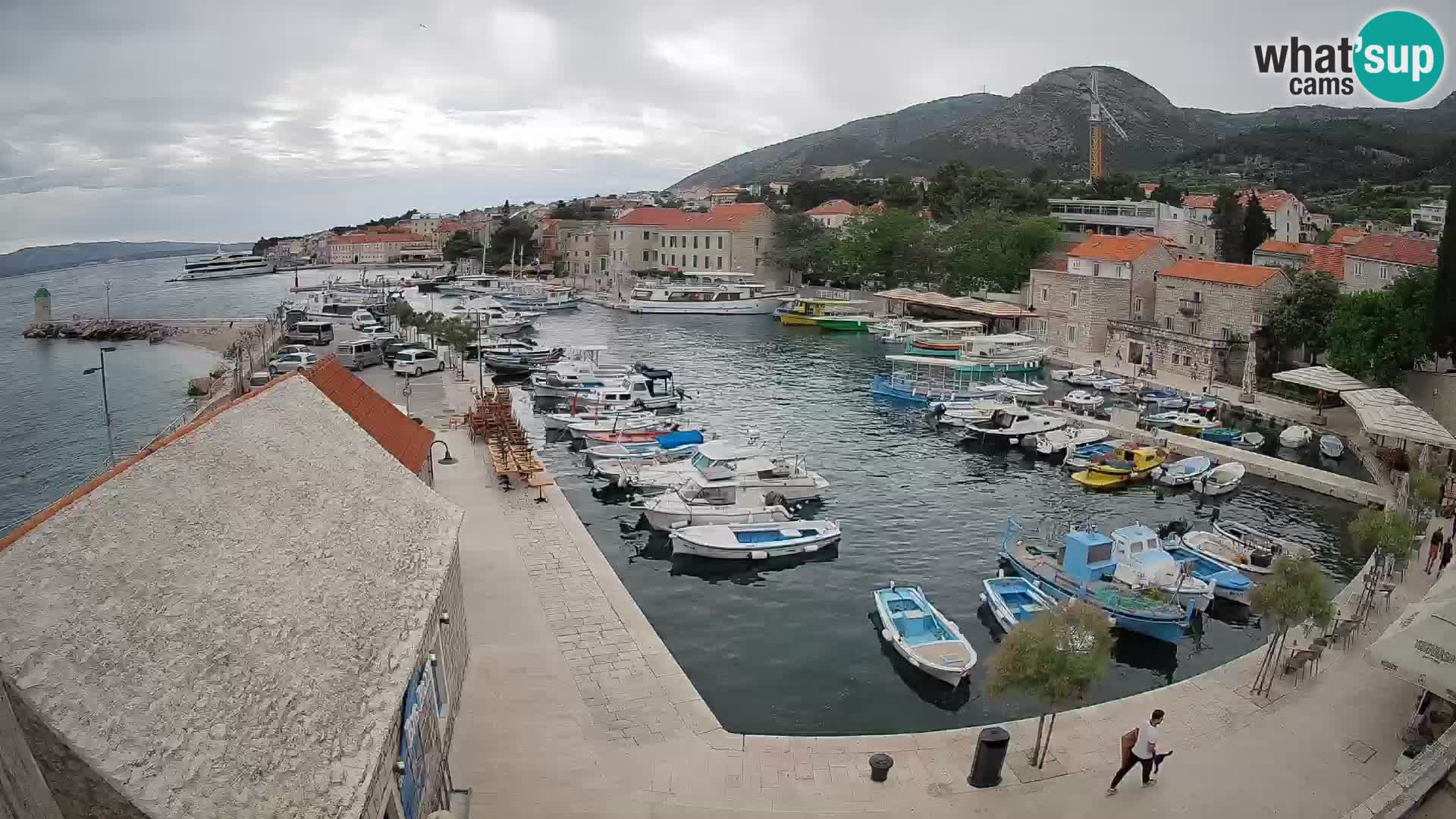 Webcam Bol Harbour – Live View of Bol Riva & Marina
