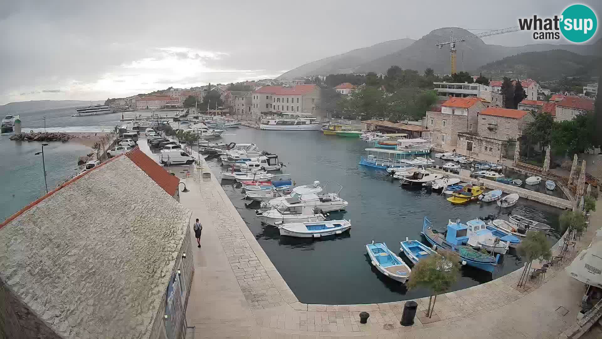 Webcam Bol Hafen – Liveblick auf Bol Riva & Marina