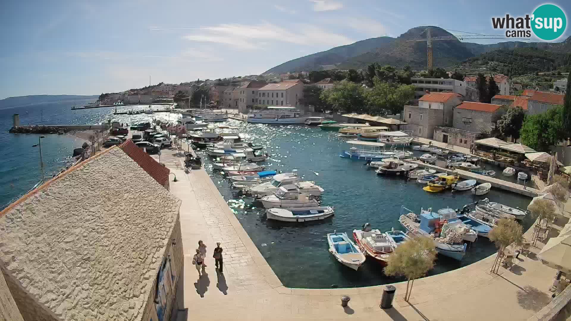 Webcam Bol Harbour – Live View of Bol Riva & Marina