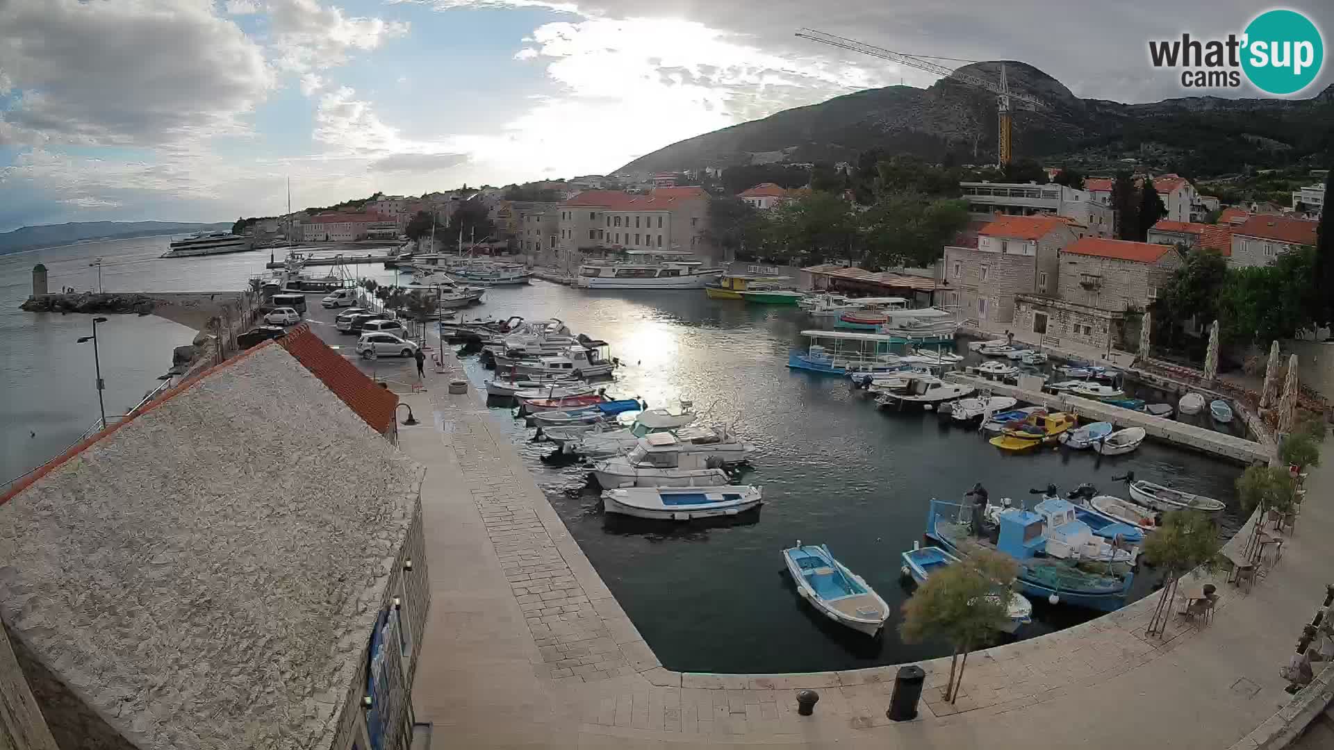 Webcam Bol Harbour – Live View of Bol Riva & Marina