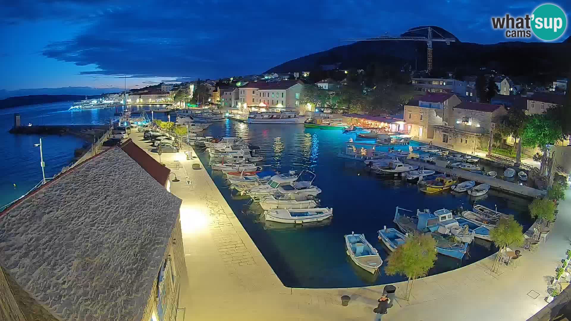 Webcam Bol Hafen – Liveblick auf Bol Riva & Marina