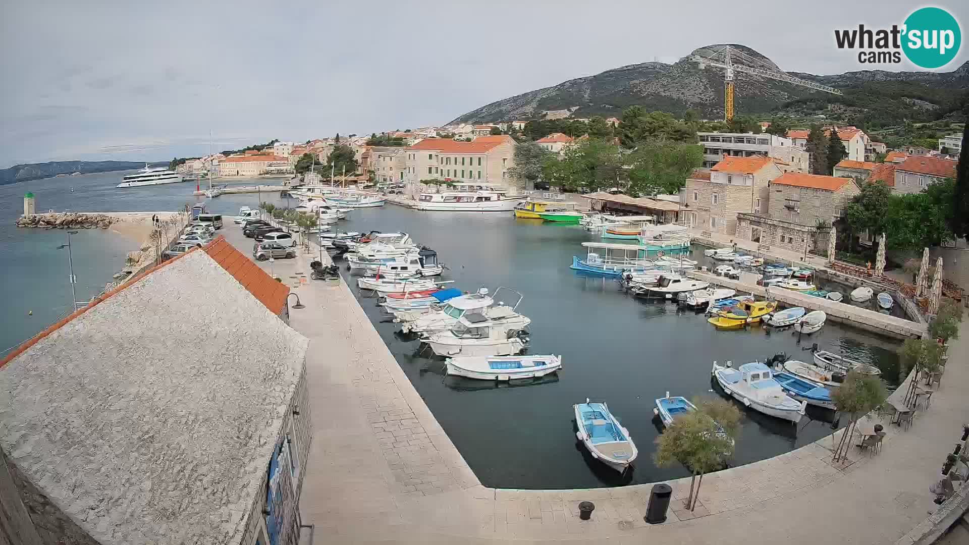 Webcam Bol Harbour – Live View of Bol Riva & Marina