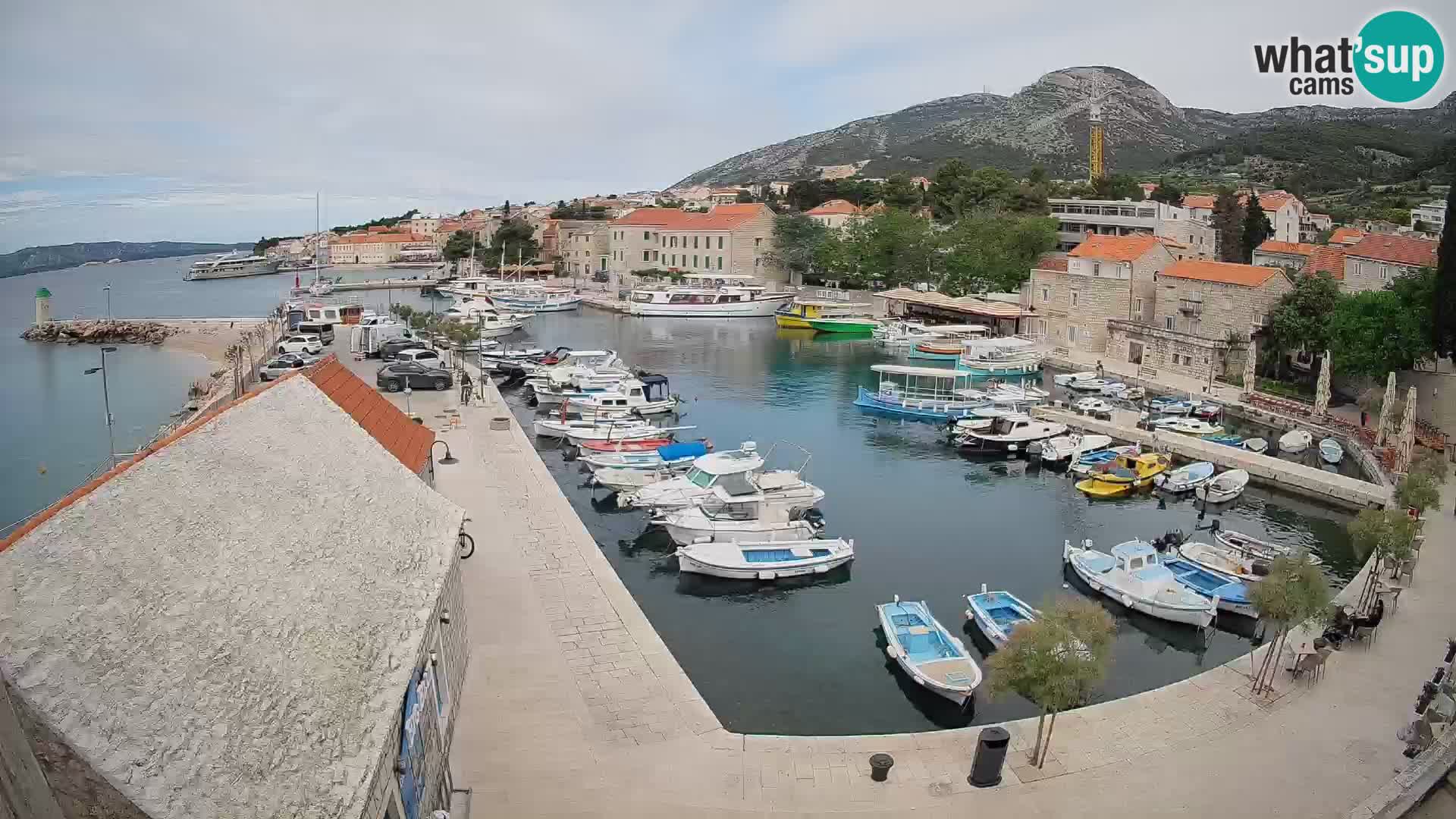 Webcam Bol Hafen – Liveblick auf Bol Riva & Marina