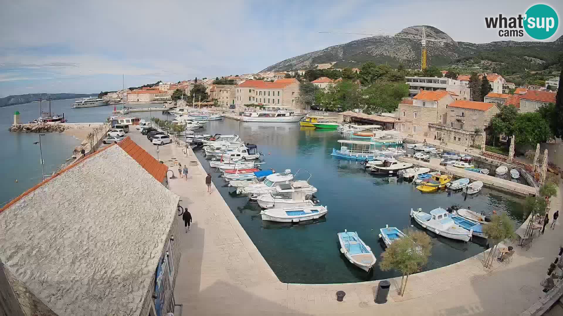 Webcam Bol Harbour – Live View of Bol Riva & Marina