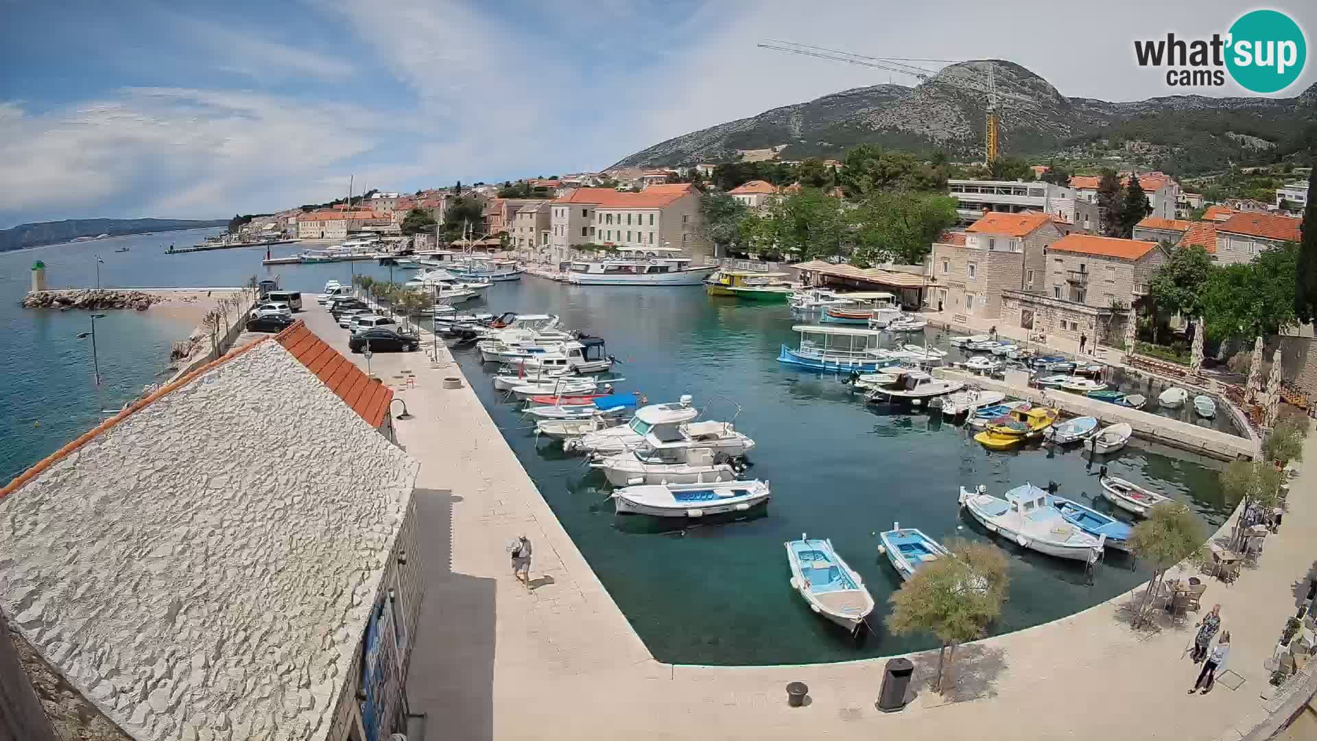 Webcam Bol Hafen – Liveblick auf Bol Riva & Marina