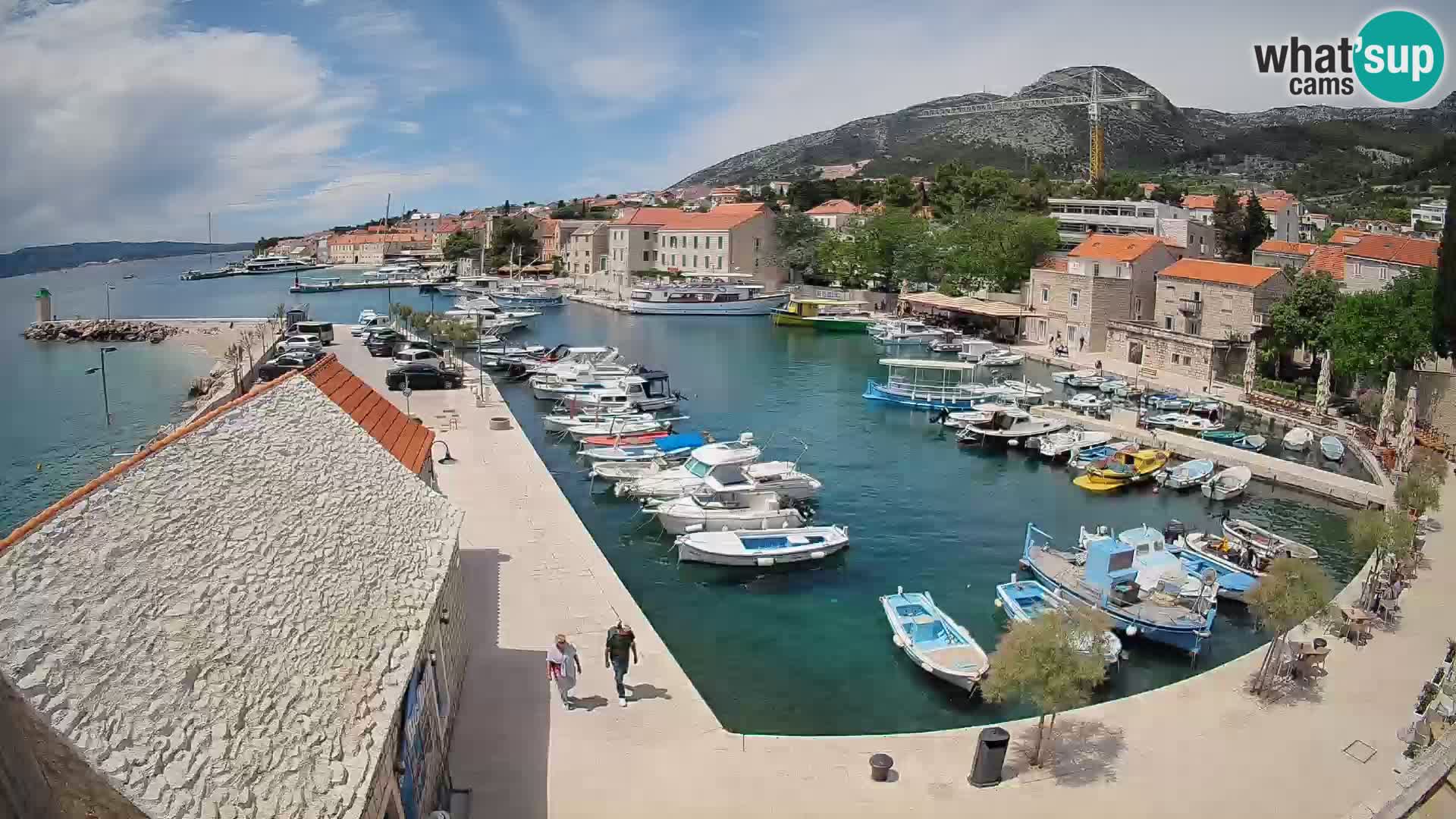 Webcam Bol Hafen – Liveblick auf Bol Riva & Marina