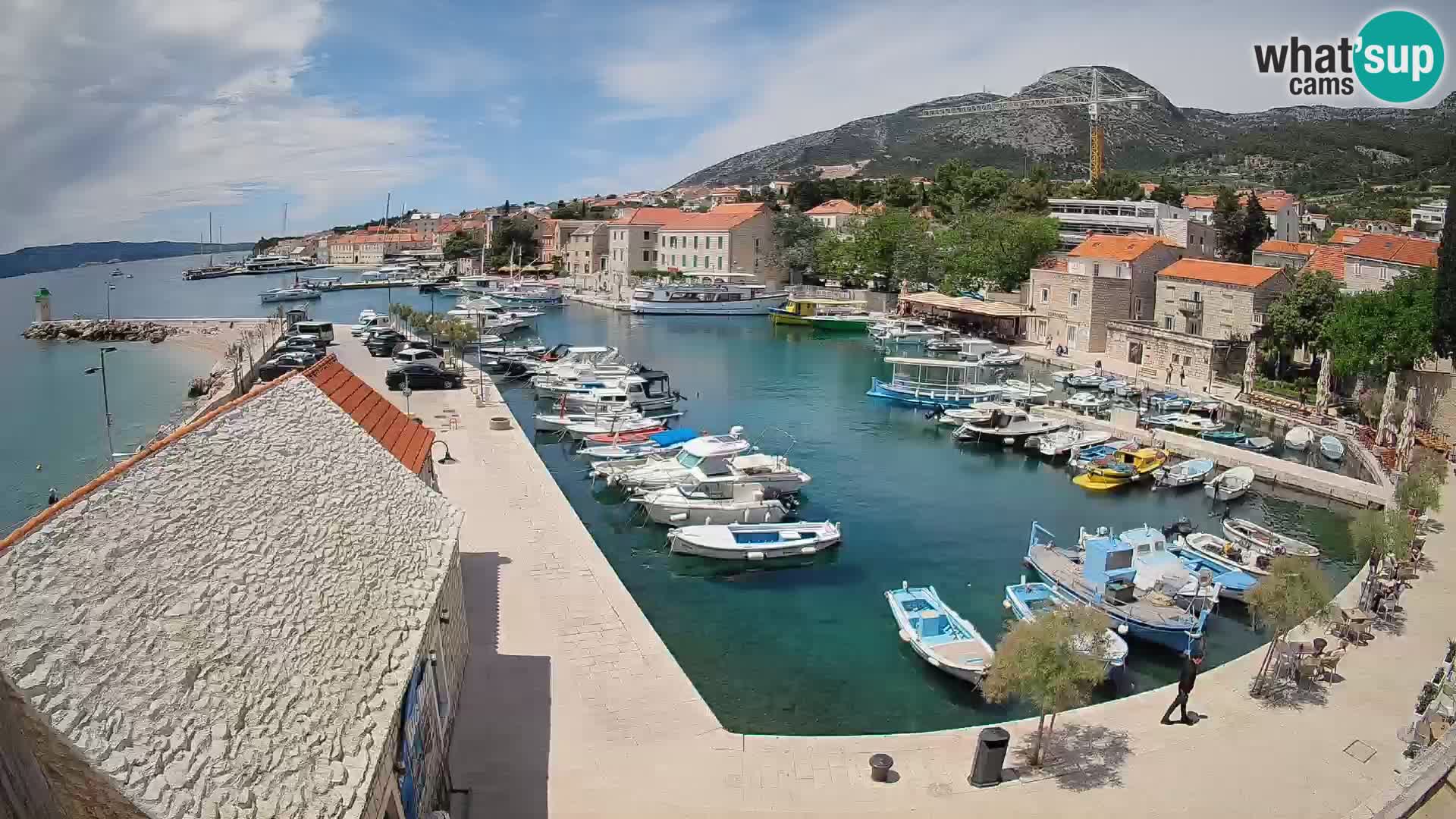 Webcam Bol Harbour – Live View of Bol Riva & Marina