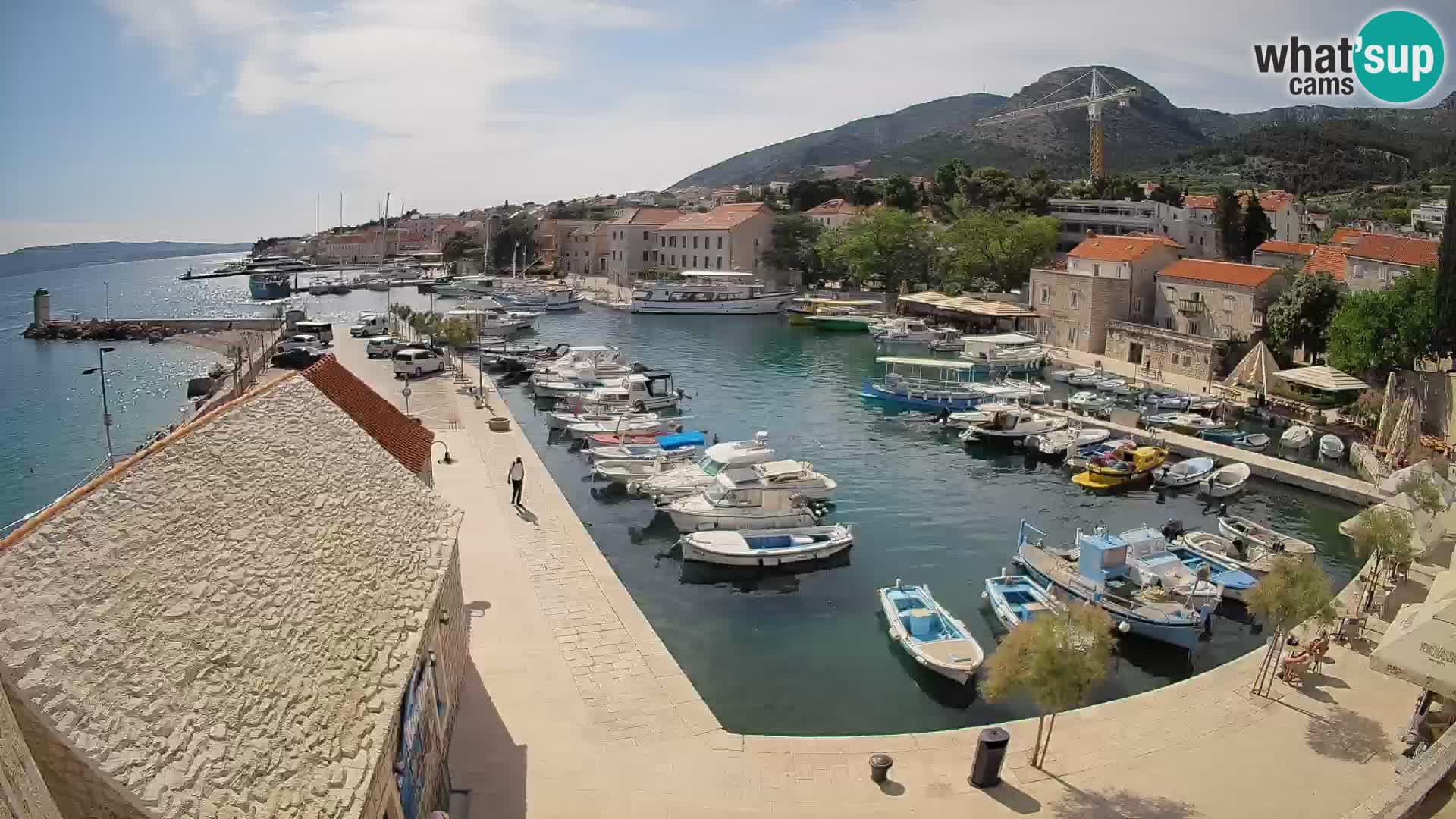 Webcam Bol Hafen – Liveblick auf Bol Riva & Marina