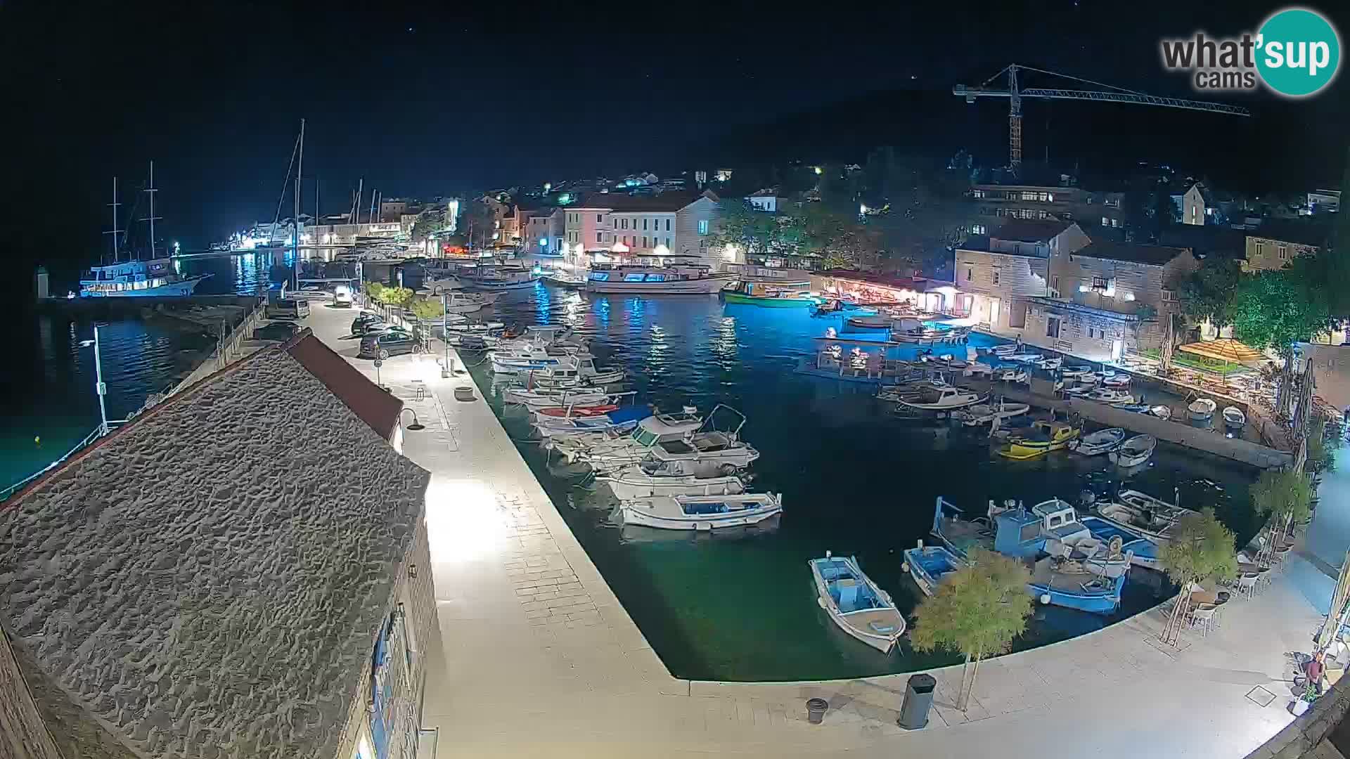 Webcam Bol Hafen – Liveblick auf Bol Riva & Marina