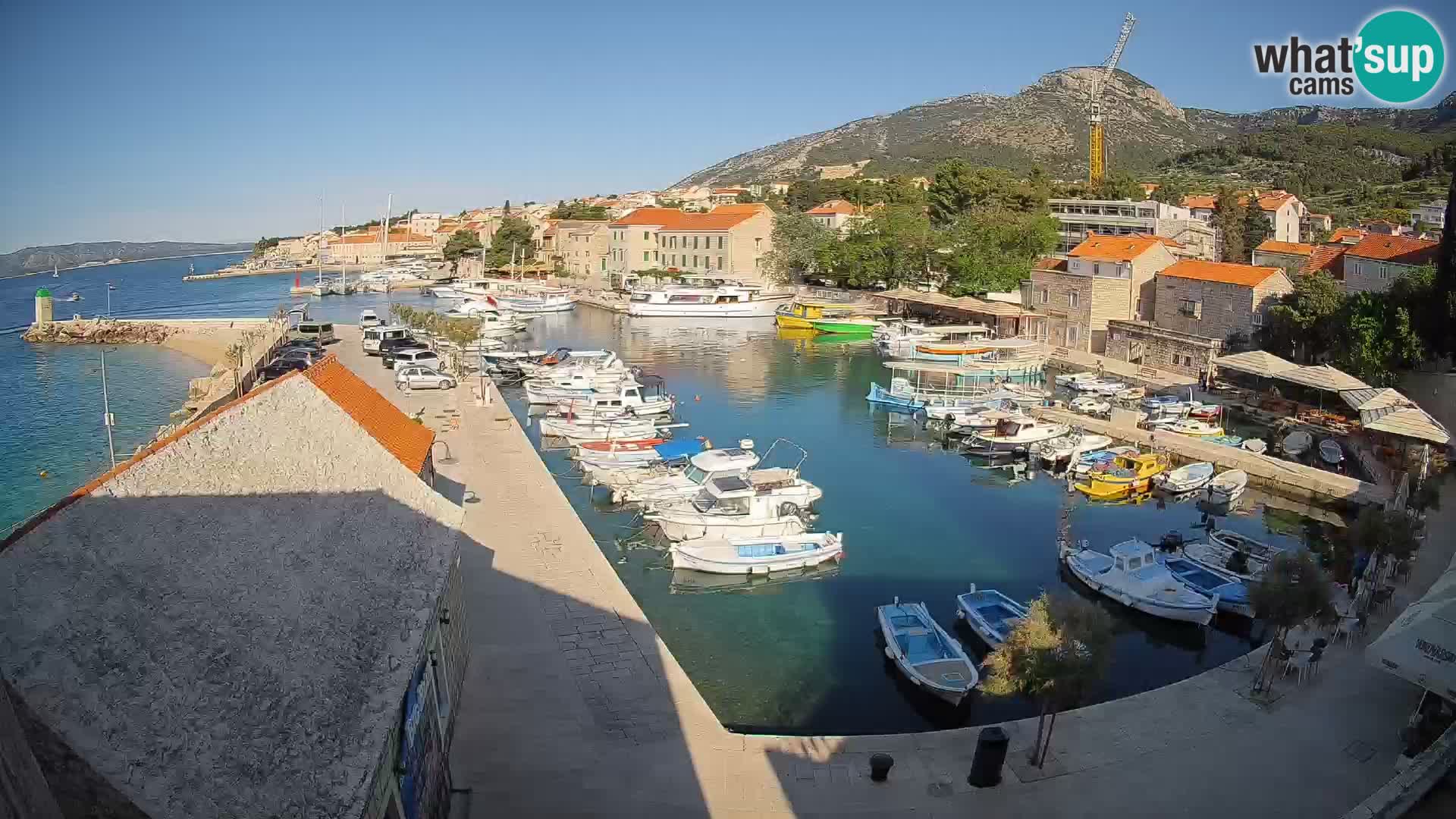 Webcam Bol Harbour – Live View of Bol Riva & Marina