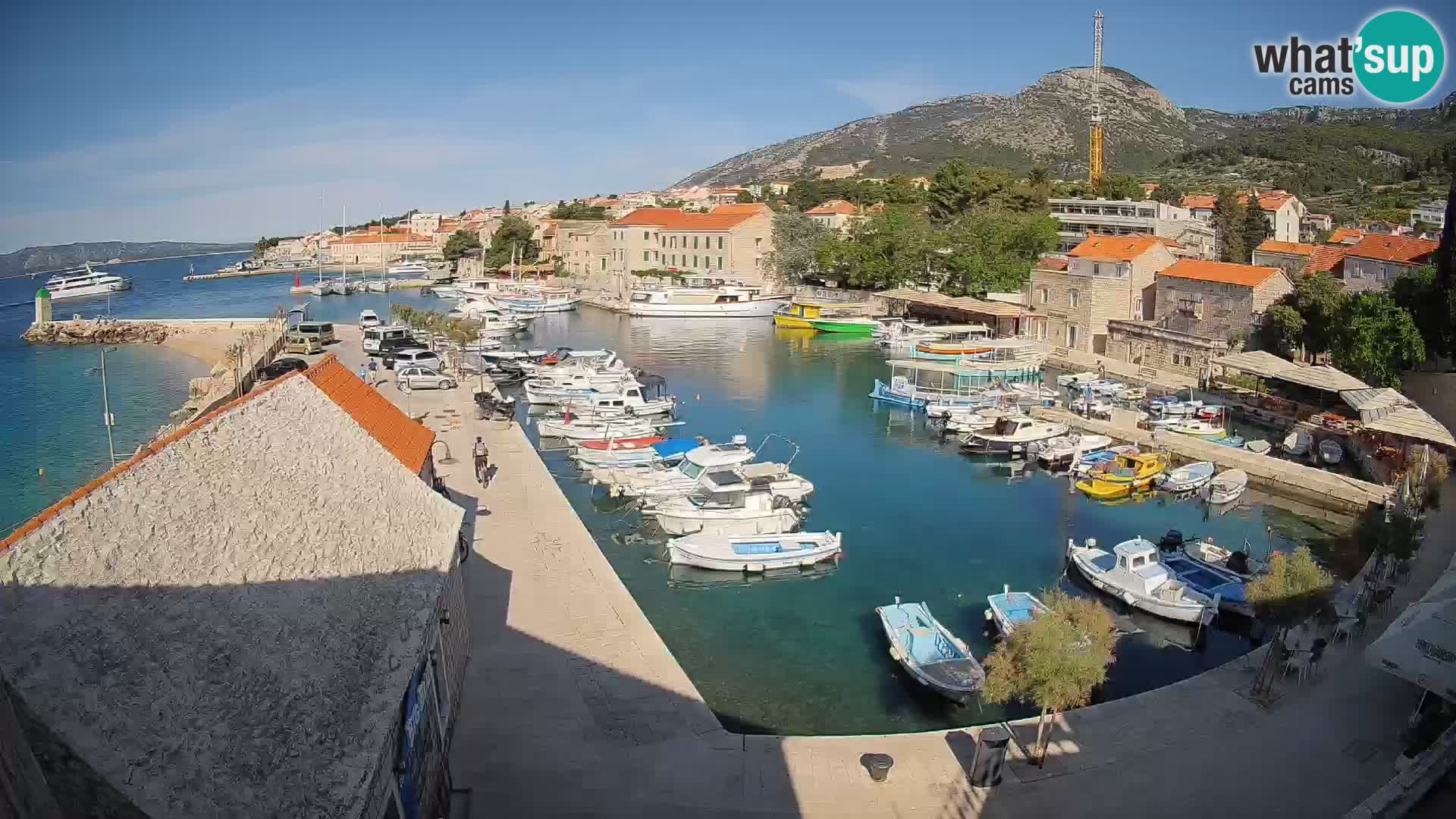 Webcam Bol Harbour – Live View of Bol Riva & Marina