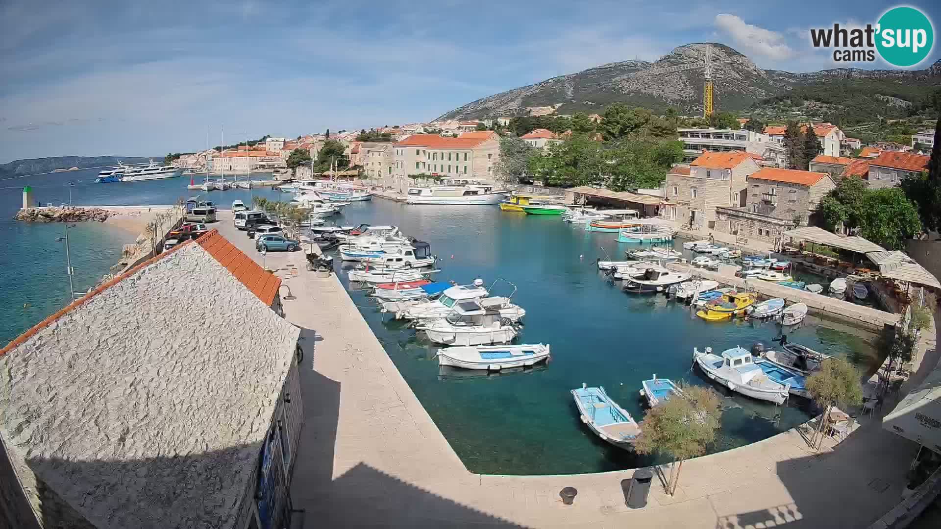 Webcam Bol Hafen – Liveblick auf Bol Riva & Marina
