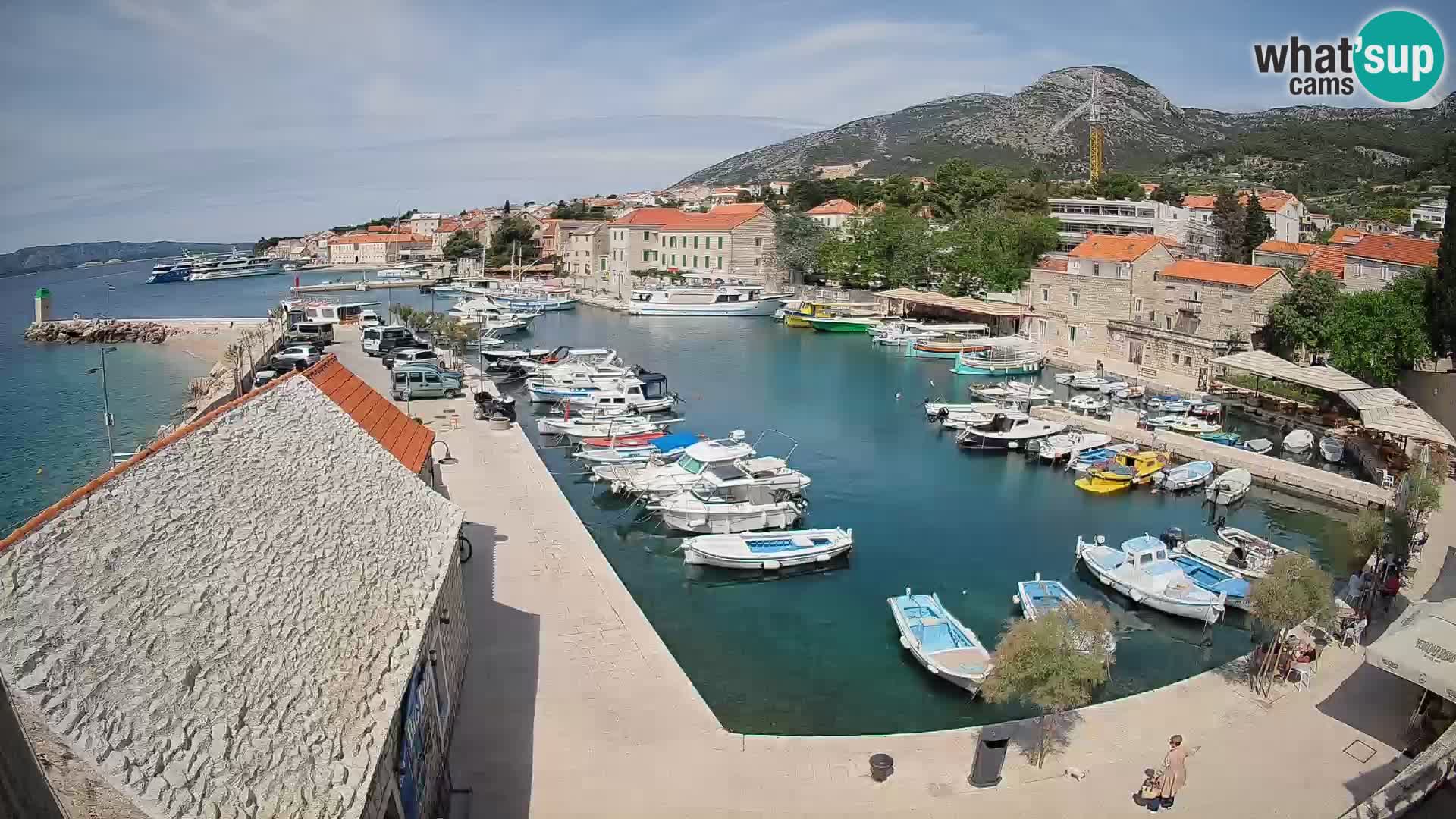 Webcam Bol Harbour – Live View of Bol Riva & Marina