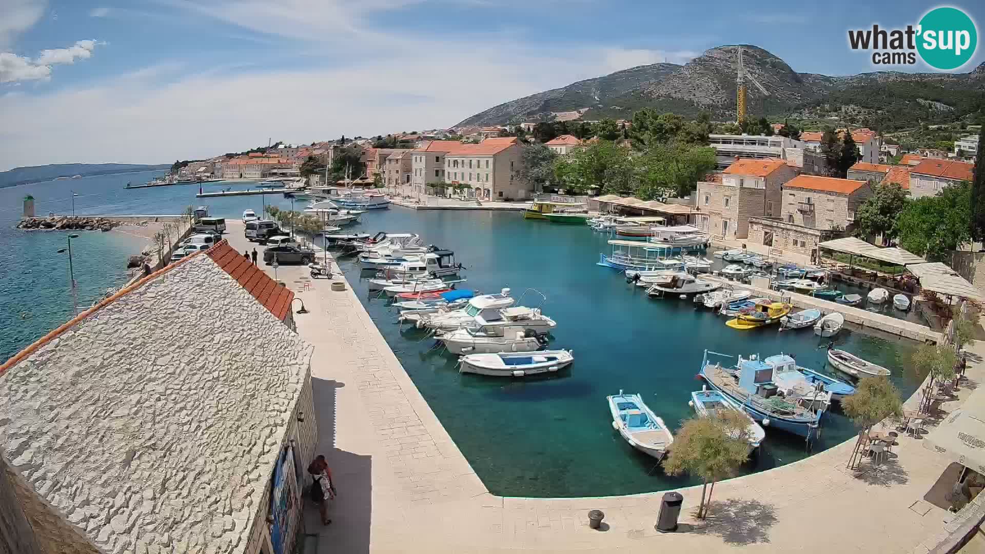 Webcam Bol Hafen – Liveblick auf Bol Riva & Marina