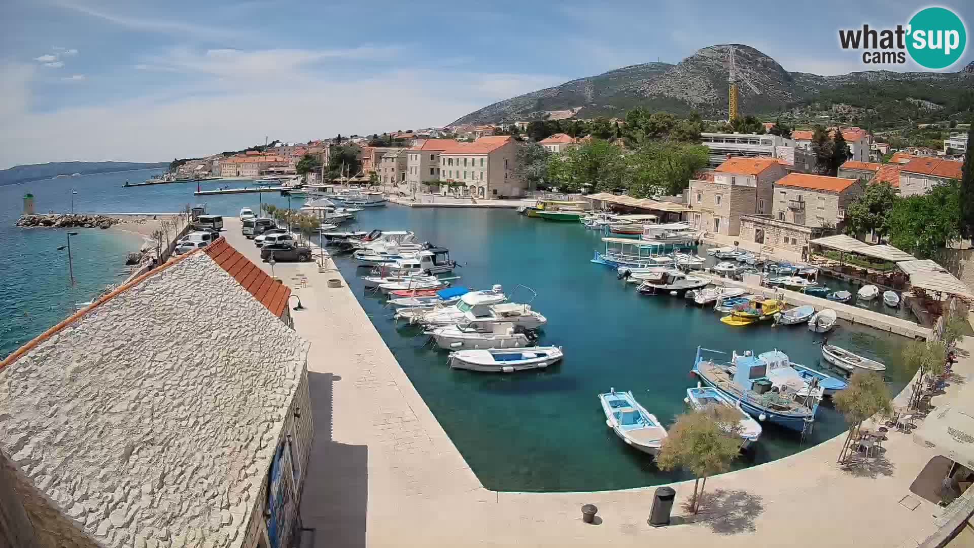 Webcam Bol Harbour – Live View of Bol Riva & Marina