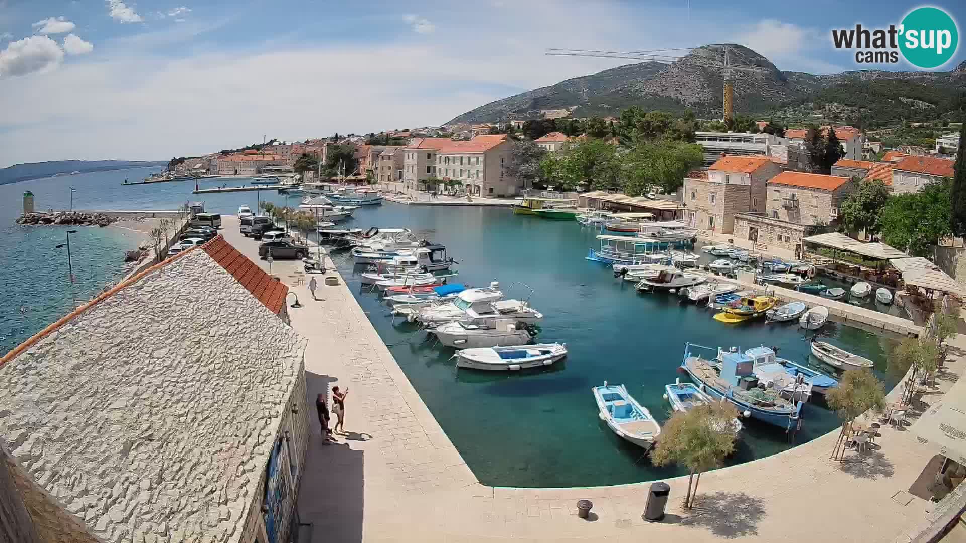 Webcam Bol Harbour – Live View of Bol Riva & Marina